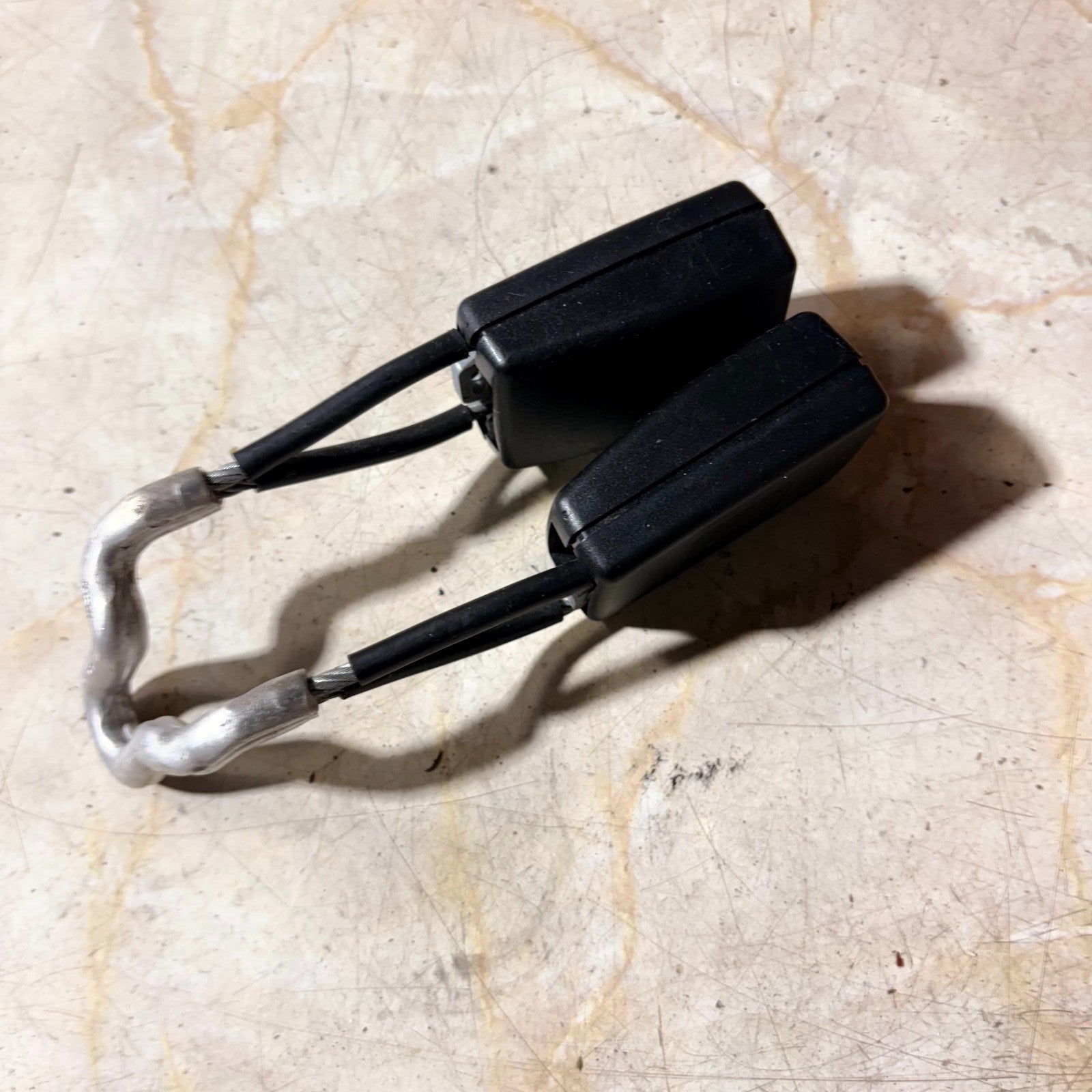 Skoda Fabia 1999-2007 SEAT BELT BUCKLE PASSENGER REAR LEFT SIDE 5J6857488QVZ