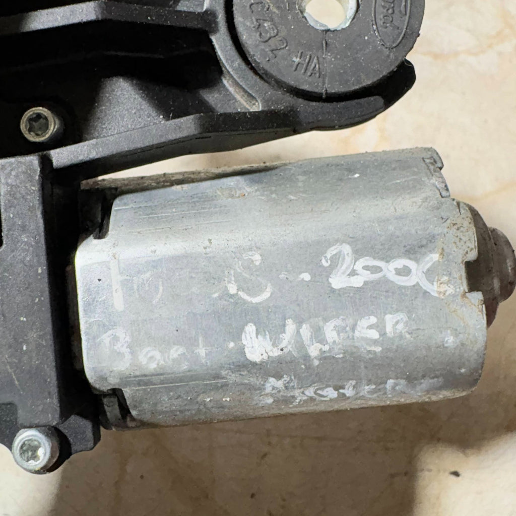 FORD FOCUS 2004-2010 REAR WIPER MOTOR 0 390 201 823