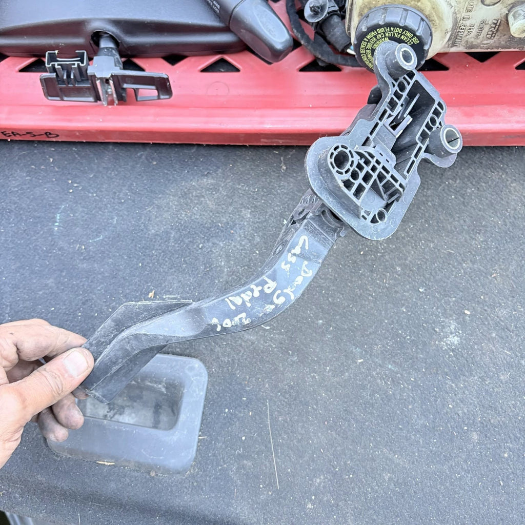 2006 JEEP PATRIOT THROTTLE ACCELERATOR PEDAL 04891586AB