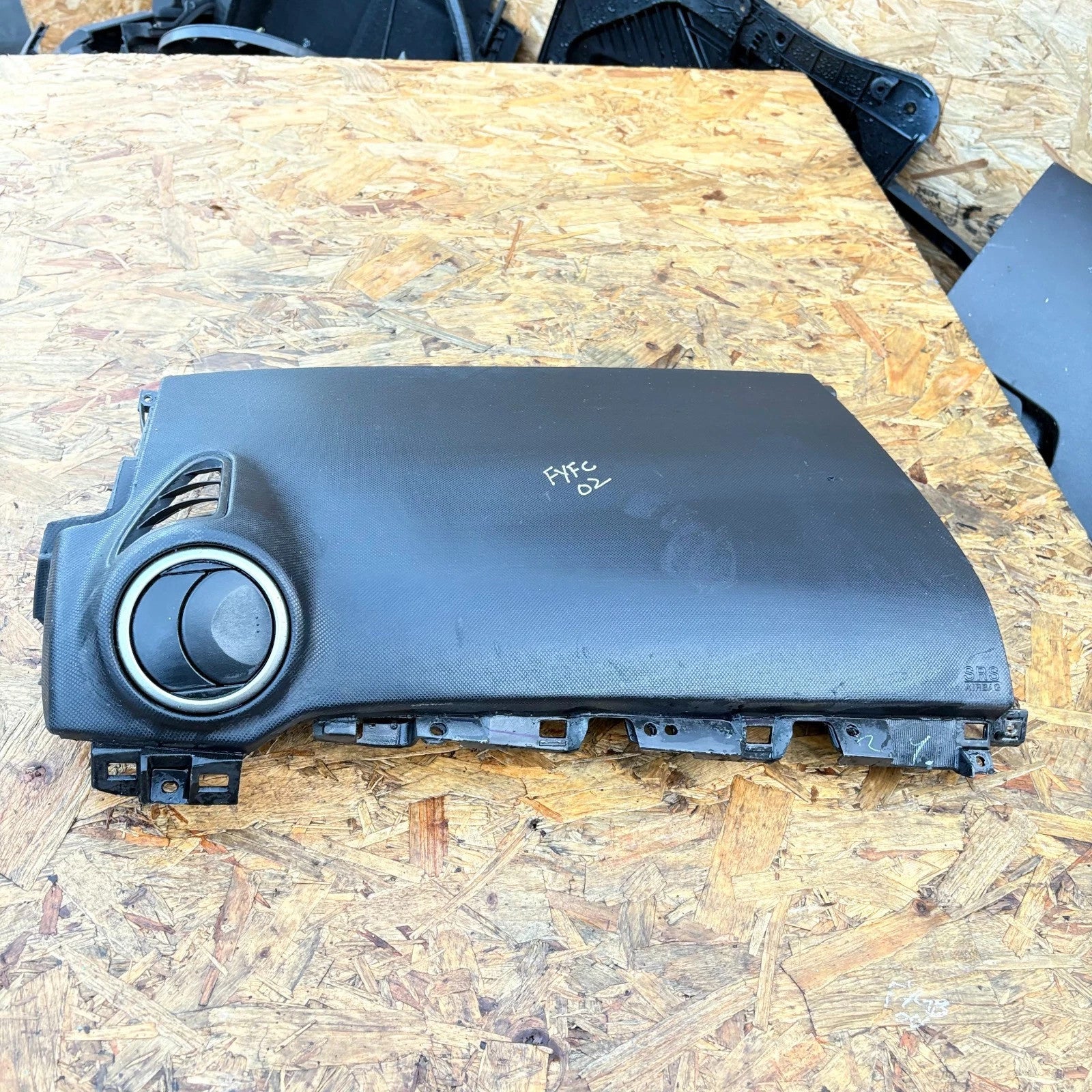 Mazda 3 NS Passenger Front Dash Top Cover 2004?2009 B32H-60350