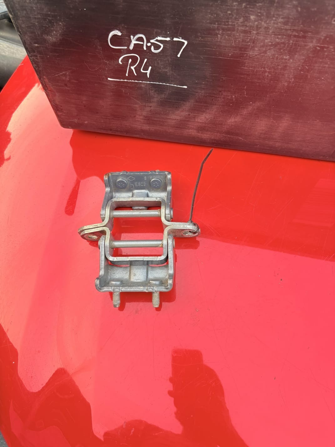 Nissan Qashqai Mk1 J10 2006-2013 NSR Rear Left Upper Door Hinge 82401-AV630