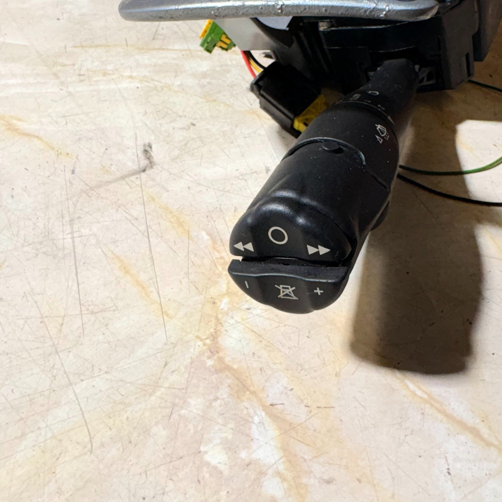 2004 CITROEN C3 Comms Unit and Stalks
