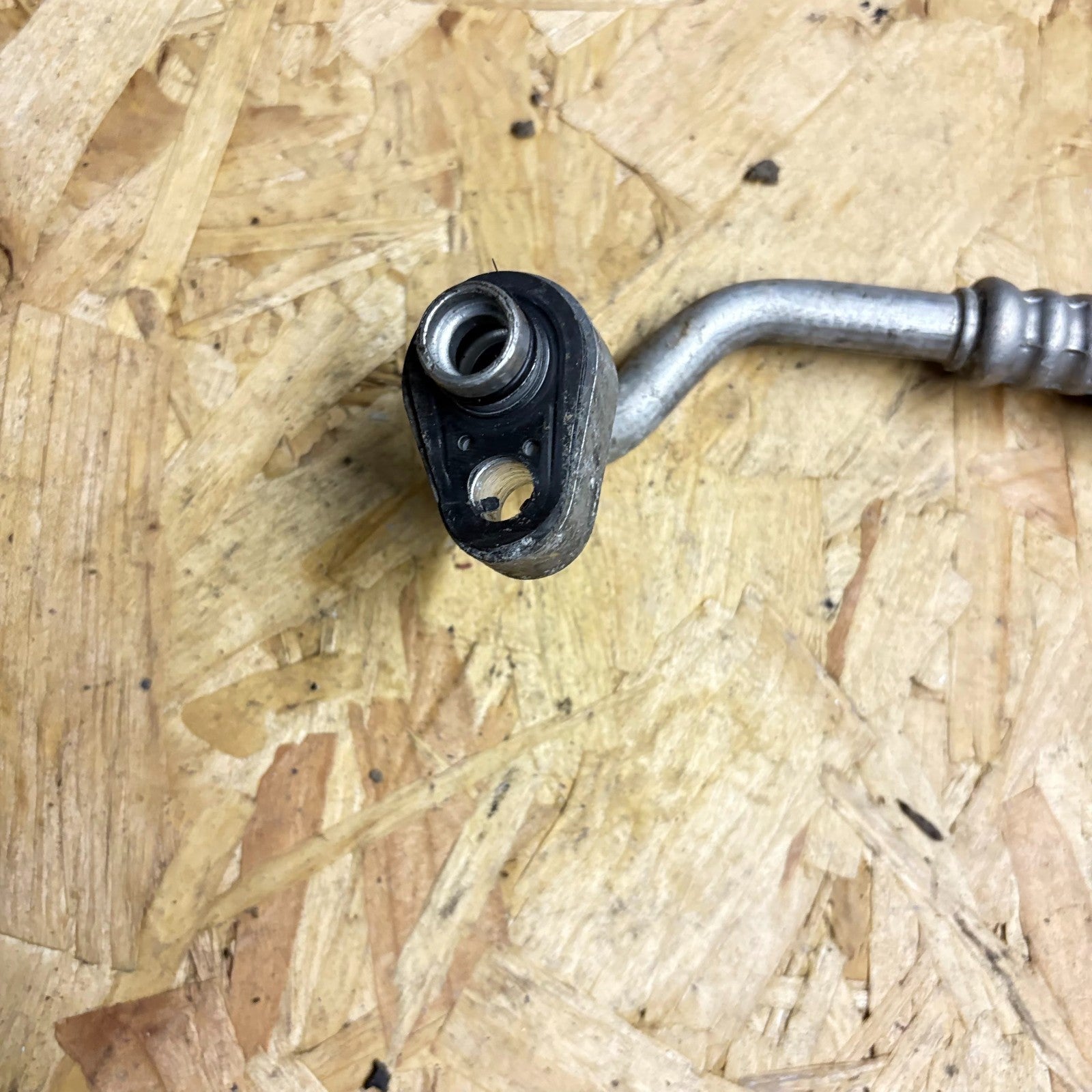 2006-2010 Chrysler Air Con Hose Pipe 04596487AC Genuiine