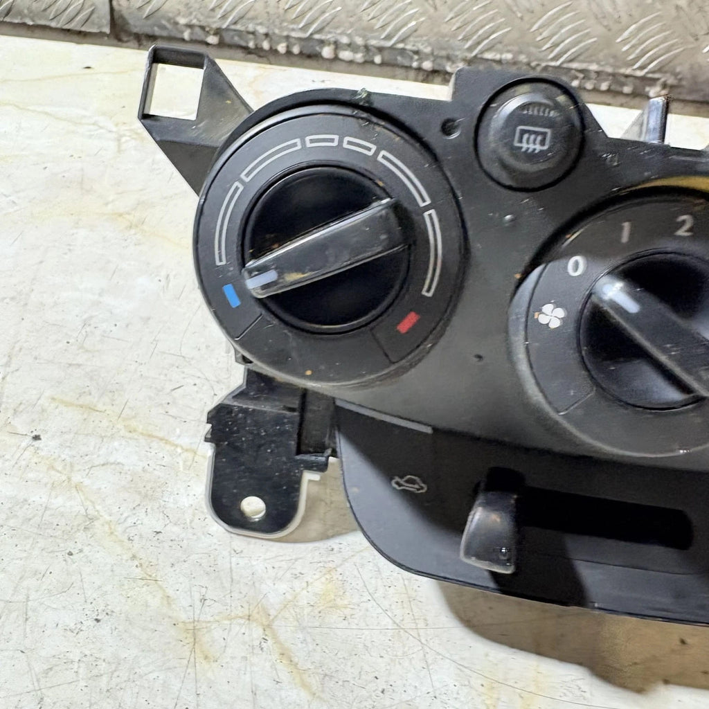 Mazda 2 DE 2007-2014 Manual Heater AC Climate Control Switch Panel DP98 2K12