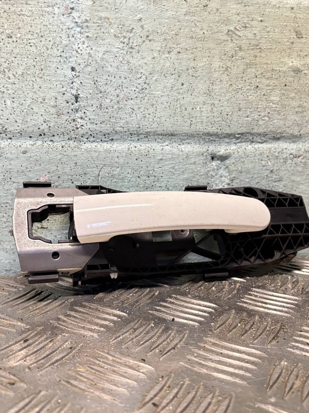 Seat Ibiza Driver Front External Door Handle White 2012