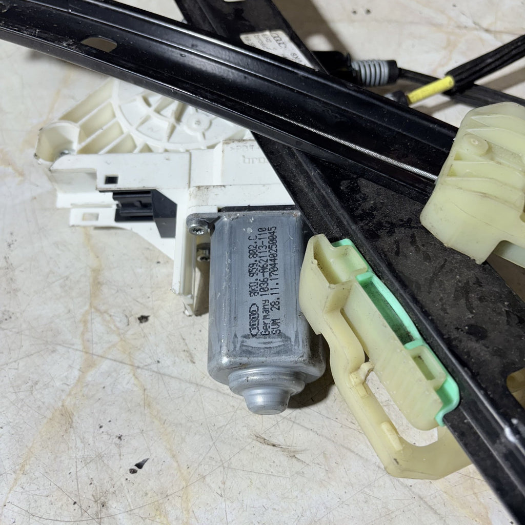 Audi A1 Sportback 2011-2018 Front Right Electric Window Regulator 8X4 837 462A