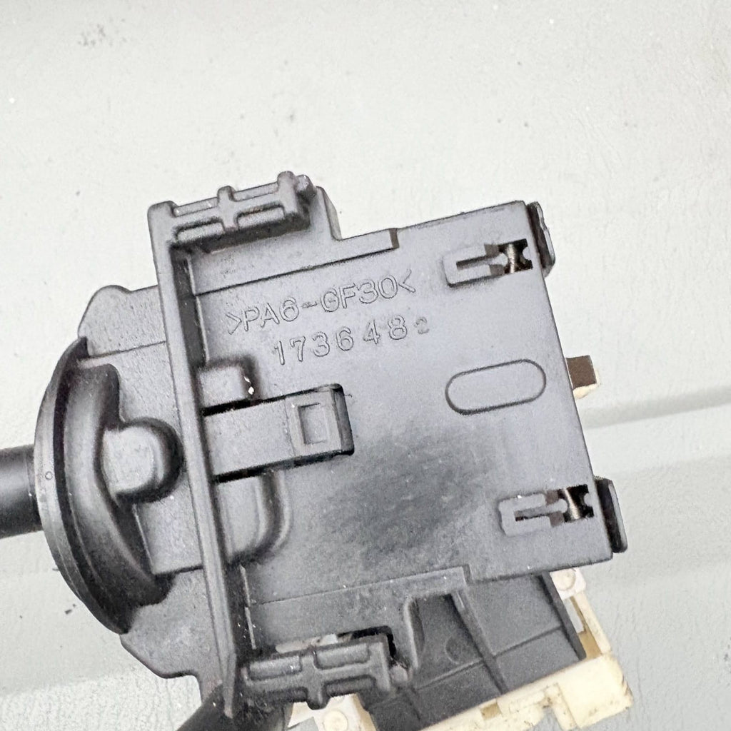 TOYOTA RAV4 MK2 2000-2005 INDICATOR WIPER STALK SWITCH CLUSTER 1736482
