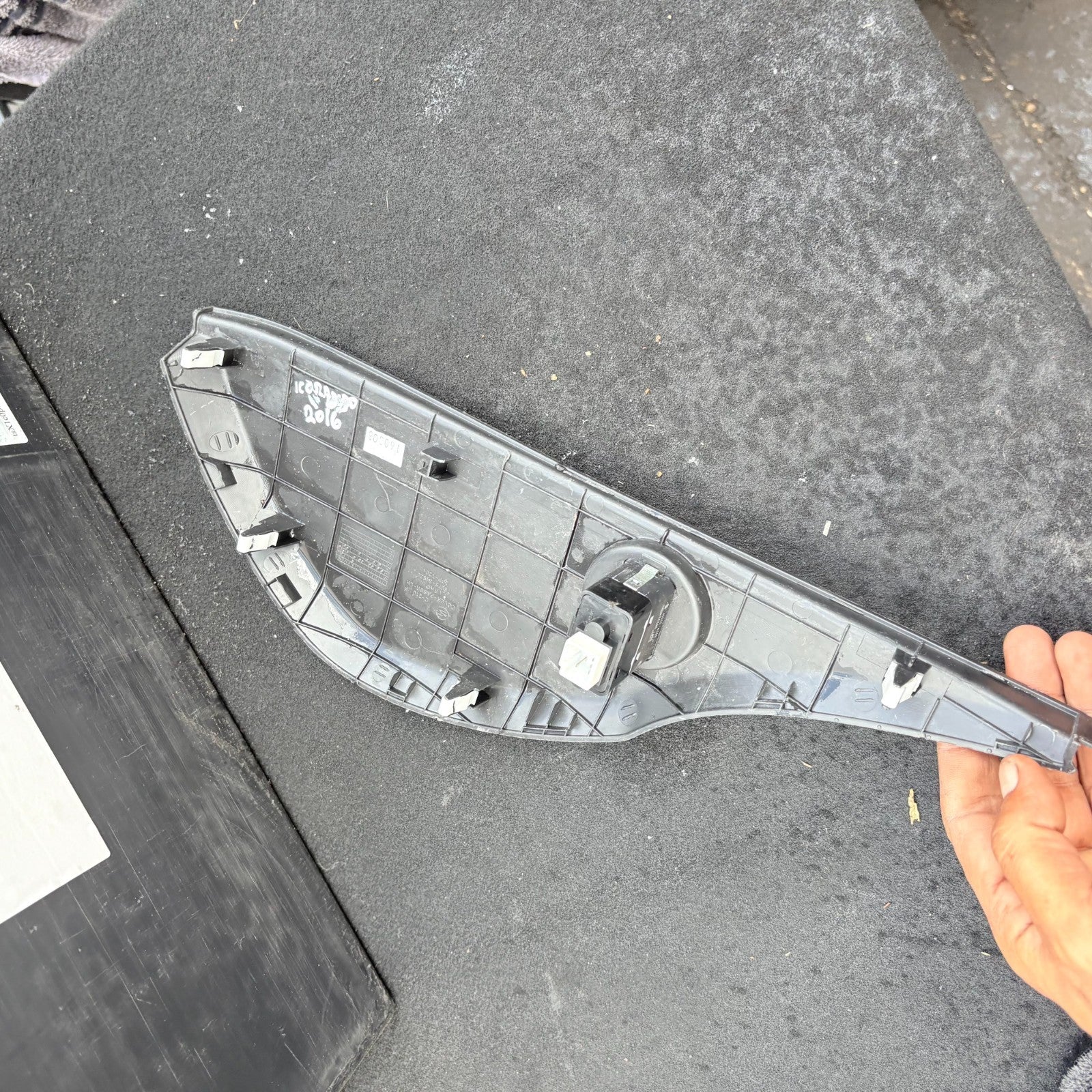 Korando 2016 Fuse Box Cover 76665-34920