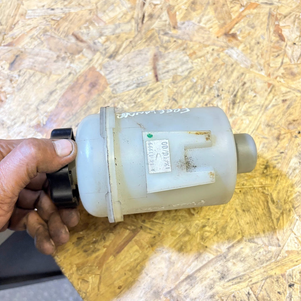 Land Rover Freelander Power Steering Fluid Tank Bottle A1611995