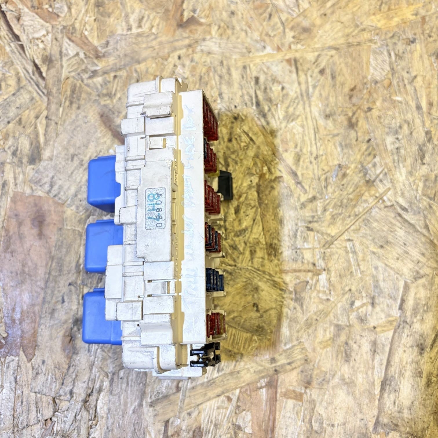 Nissan Xtrail 2001-2007 Under Dash Fuse Box