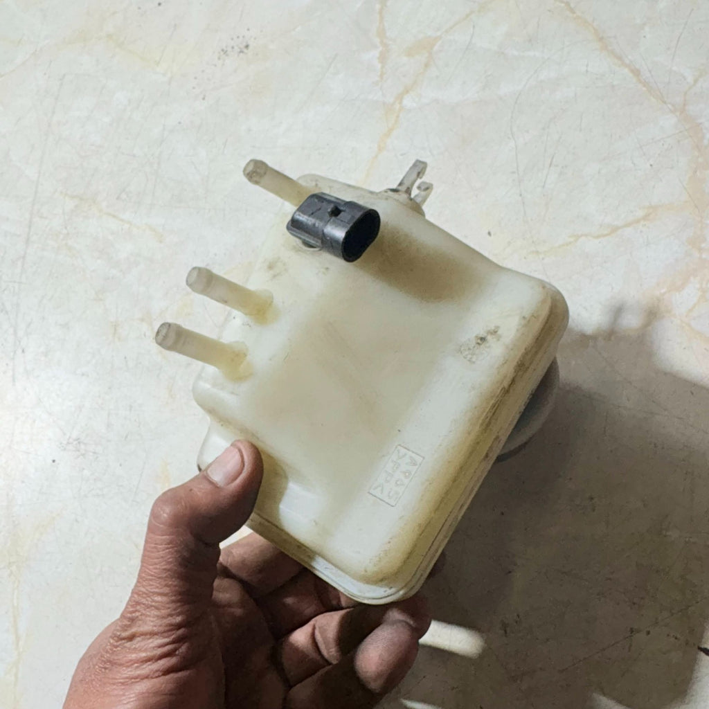 FIAT PUNTO MK2 188 1999-2006 BRAKE FLUID RESERVOIR TANK BOTTLE