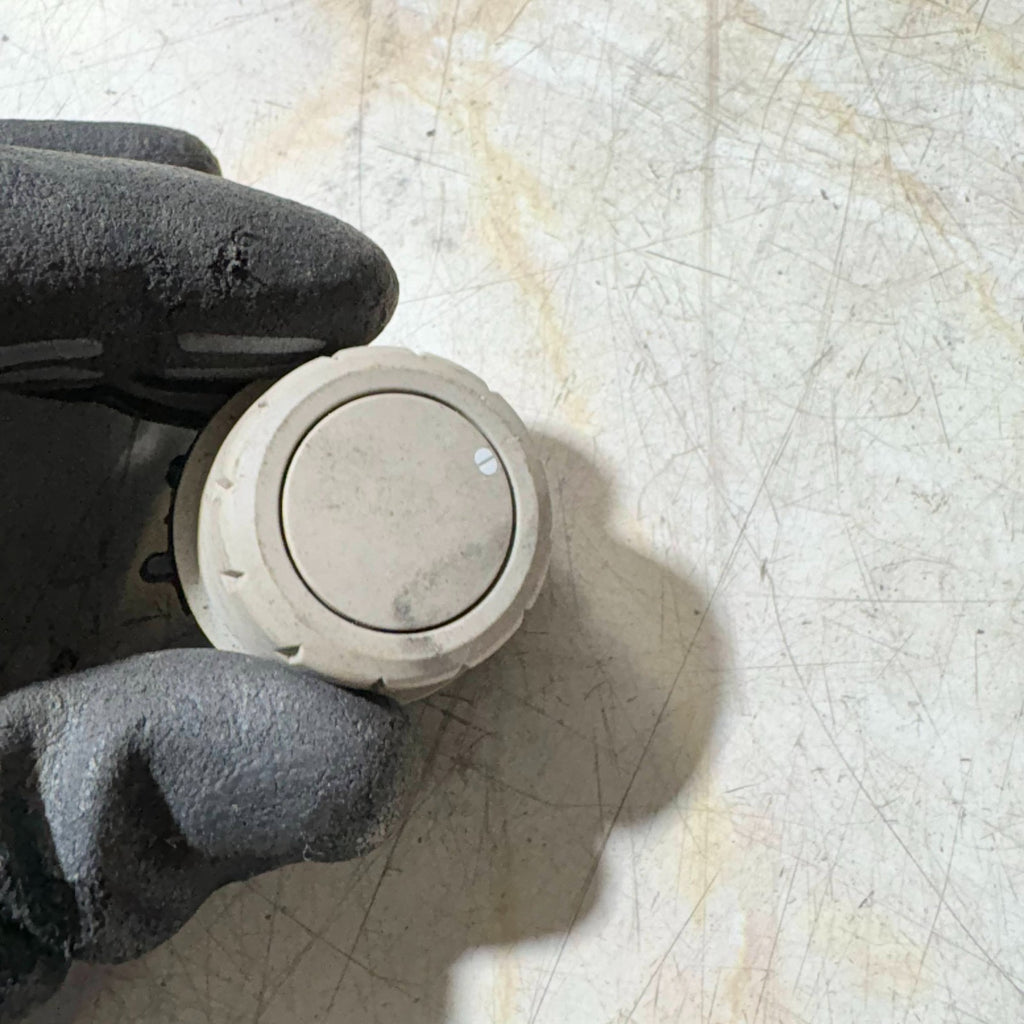 2002-2008 Renault Megane Sunroof Switch Button 2211325