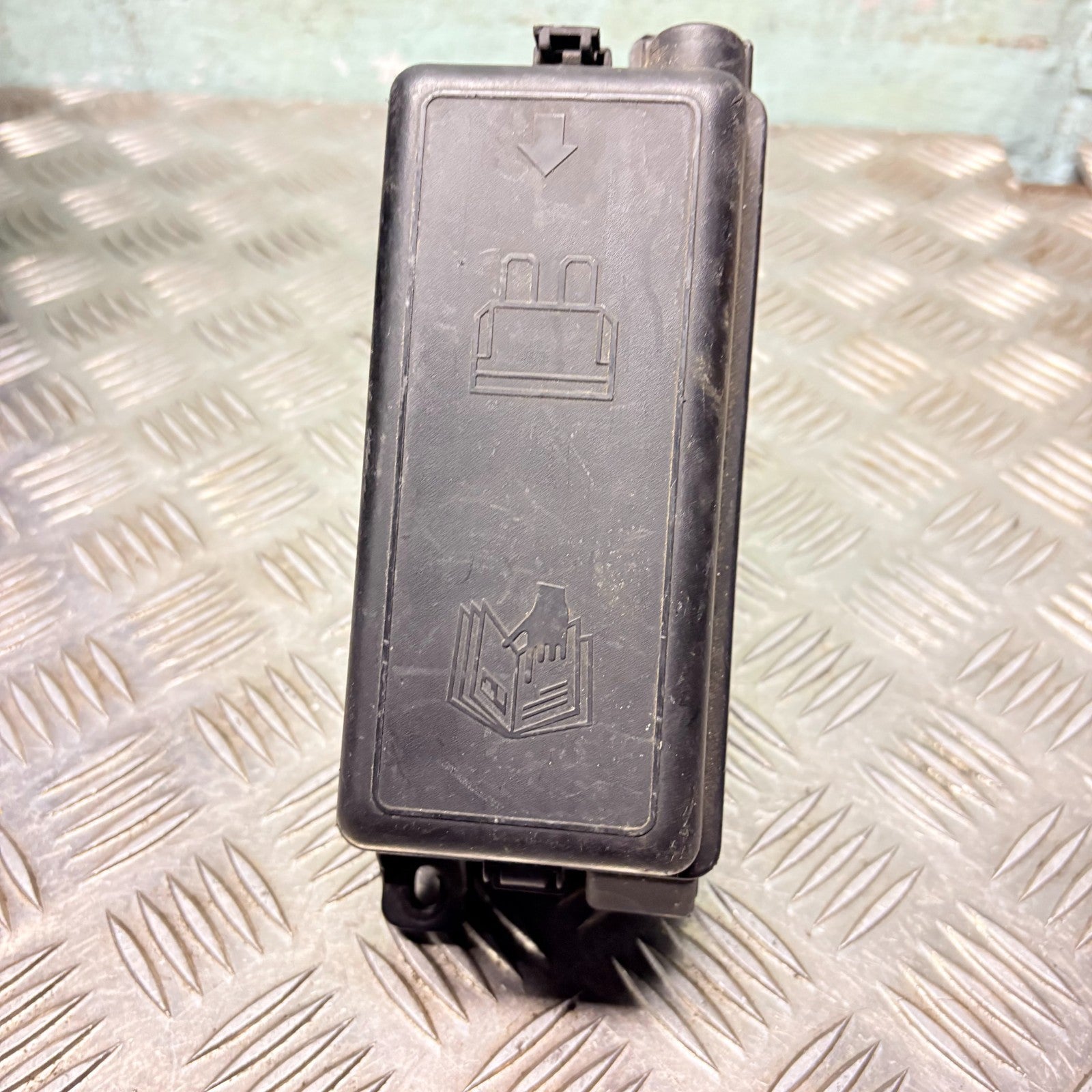 MINI R55/R56 Engine Bay Power Fuse Box 3449504 61143449504 (03/2007-09/2009)