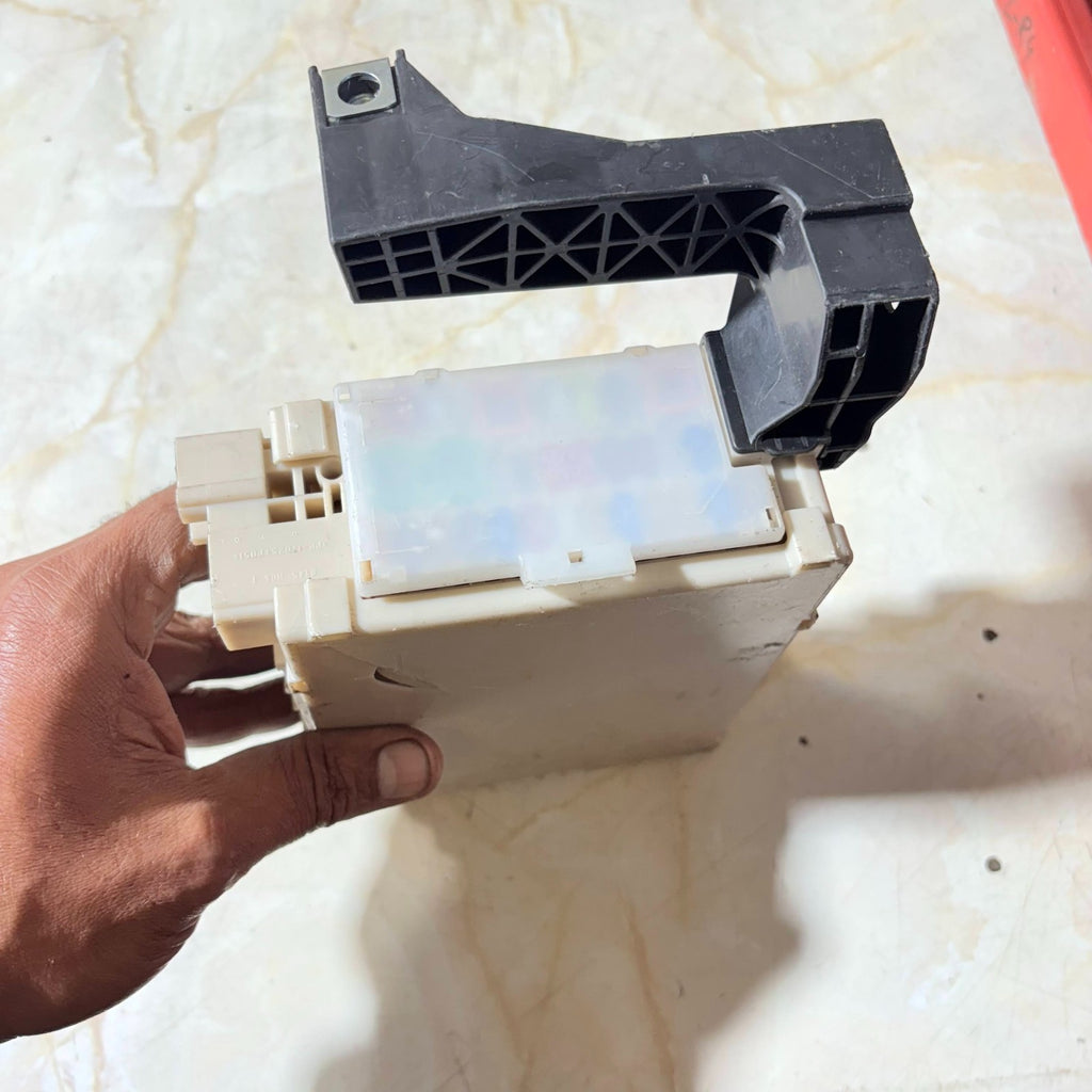 2016 CITROEN C1 1.2 PureTech Feel MK2 FUSEBOX 82730-0H050-A