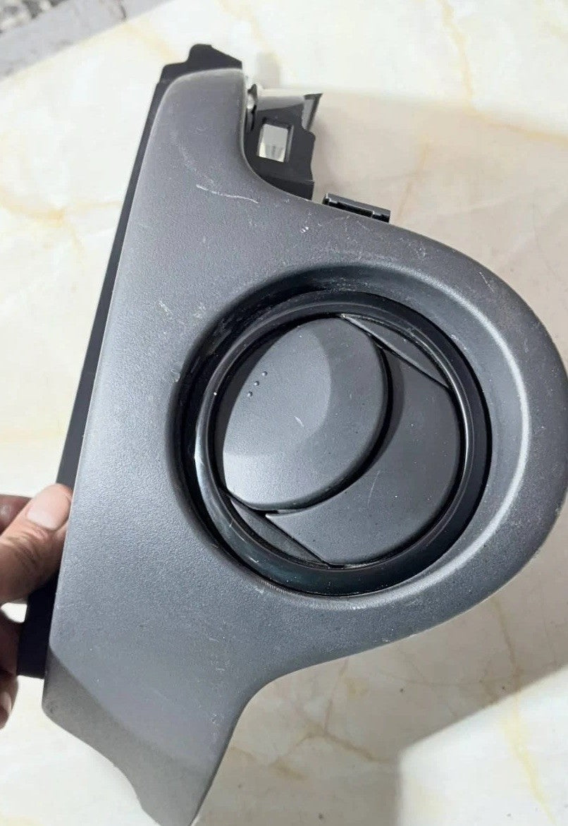 MAZDA 2 2014 AIR VENT DASHBOARD TRIM PANEL RIGHT SIDE D03P64951