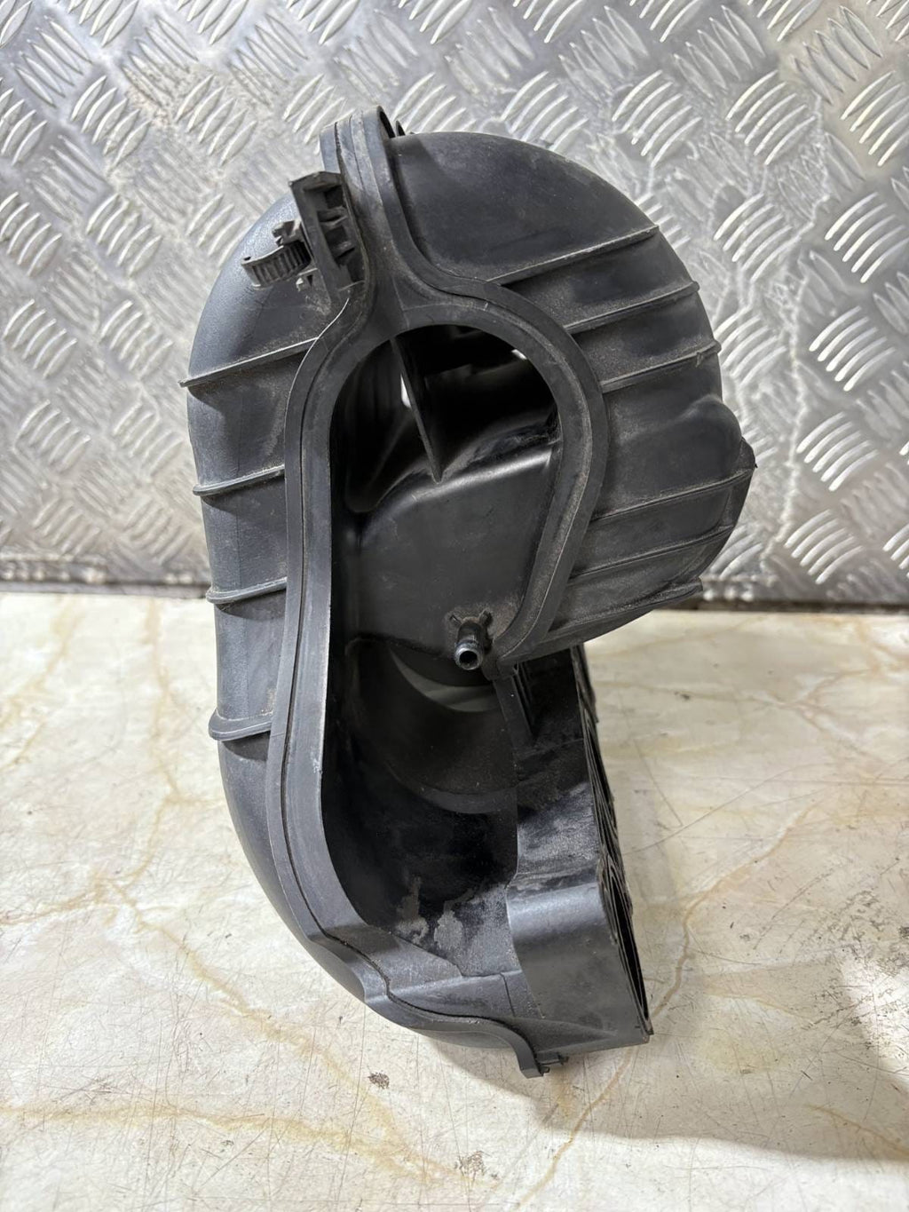 MITSUBISHI COLT 2004-2013 MK6 INTAKE MANIFOLD MN143823