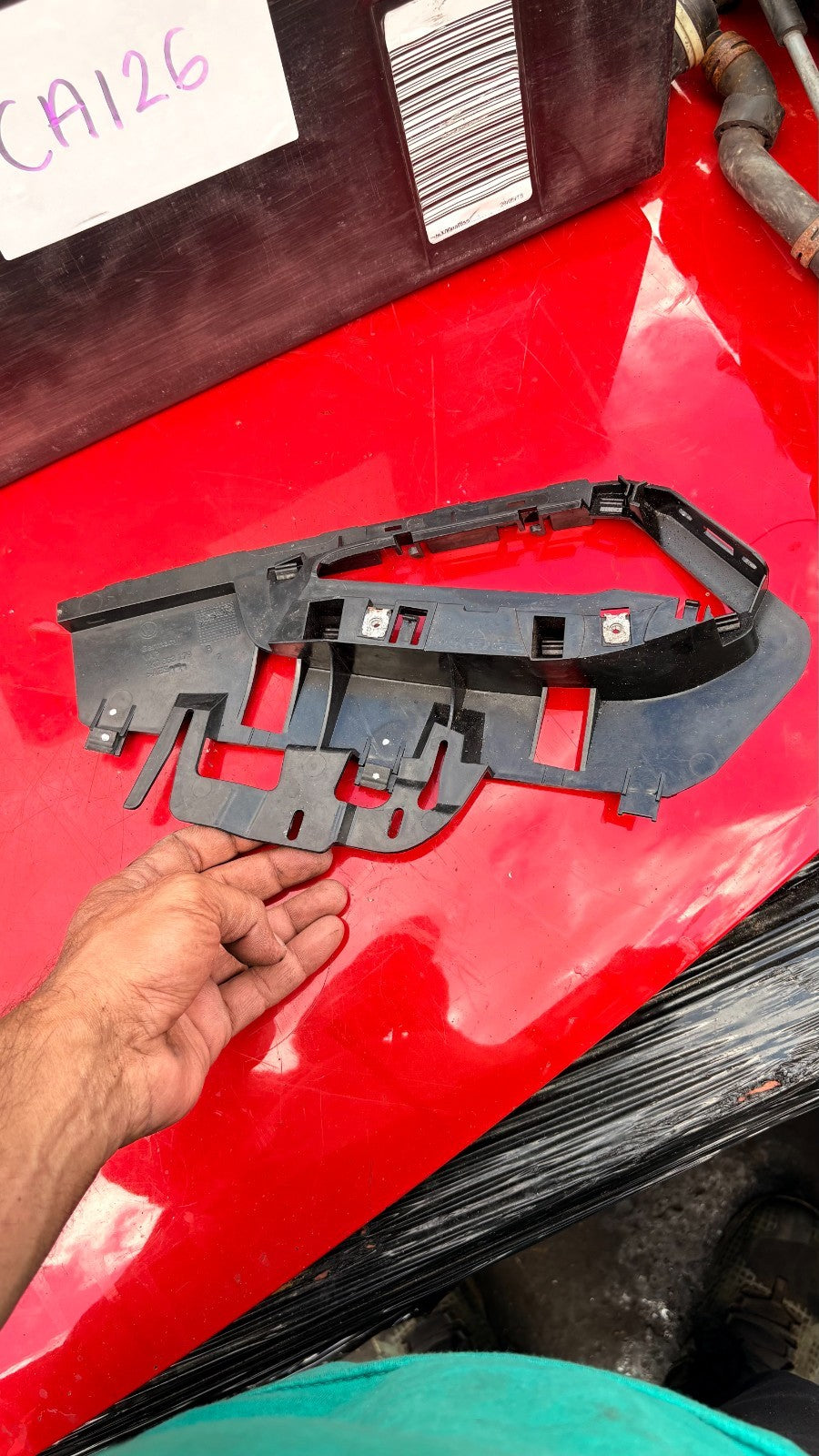 VW Golf Mk5 2005 Centre Console Bracket 1K0863179B