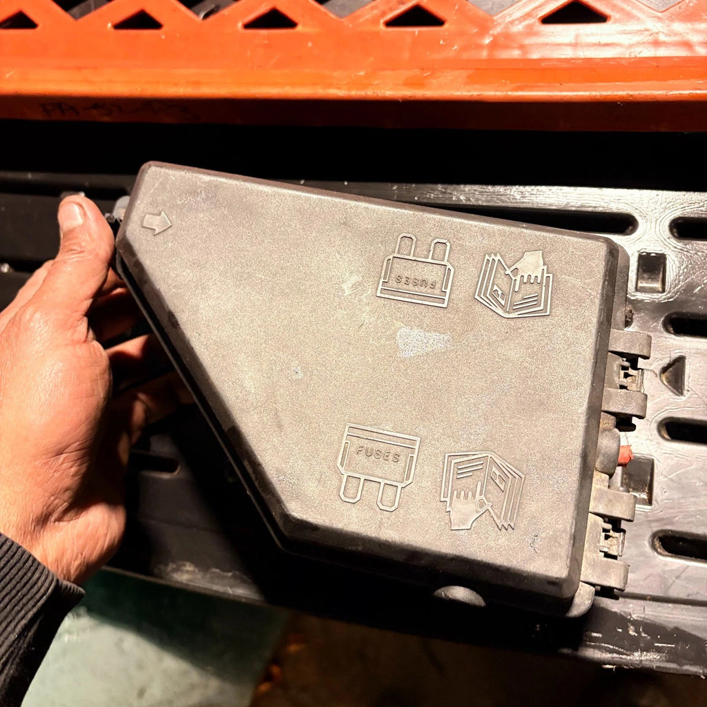 MG ZR ROVER 25 45 INTERIOR CABIN FUSE BOX RECKITT MODULE 000720R 2003-2006 MK2