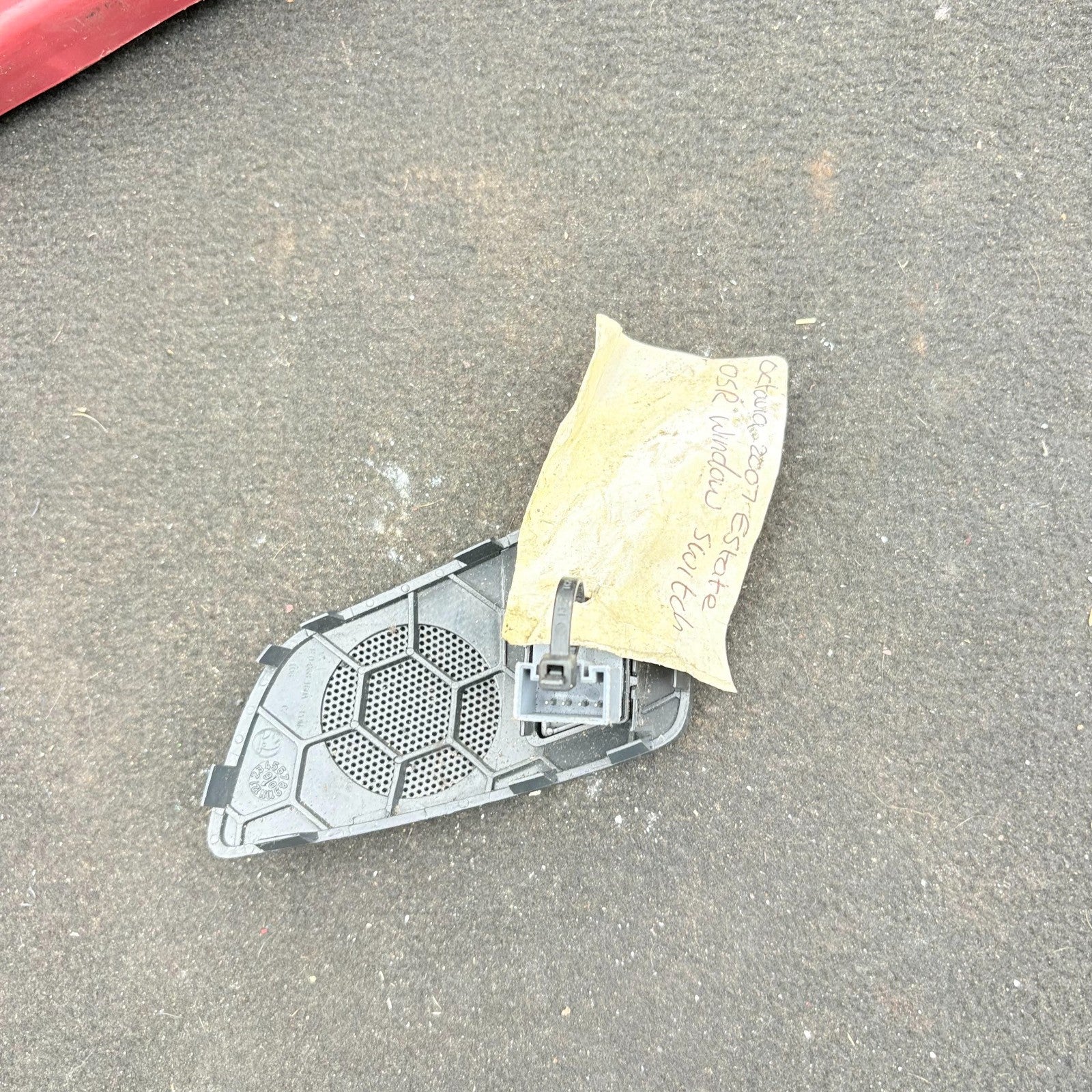 Skoda Octavia Right Offside Rear Electric Window Switch Mk2 2004-2013