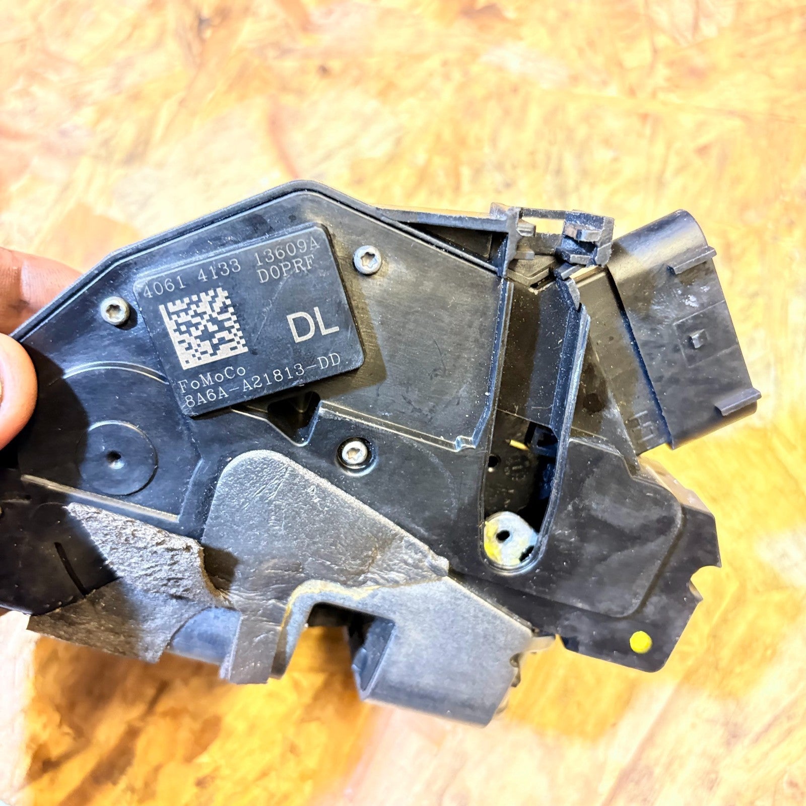 FORD FIESTA MK7 DOOR LOCK 5DR NSF PASSENGER FRONT LEFT 8A6A-A21813-DD 08-12