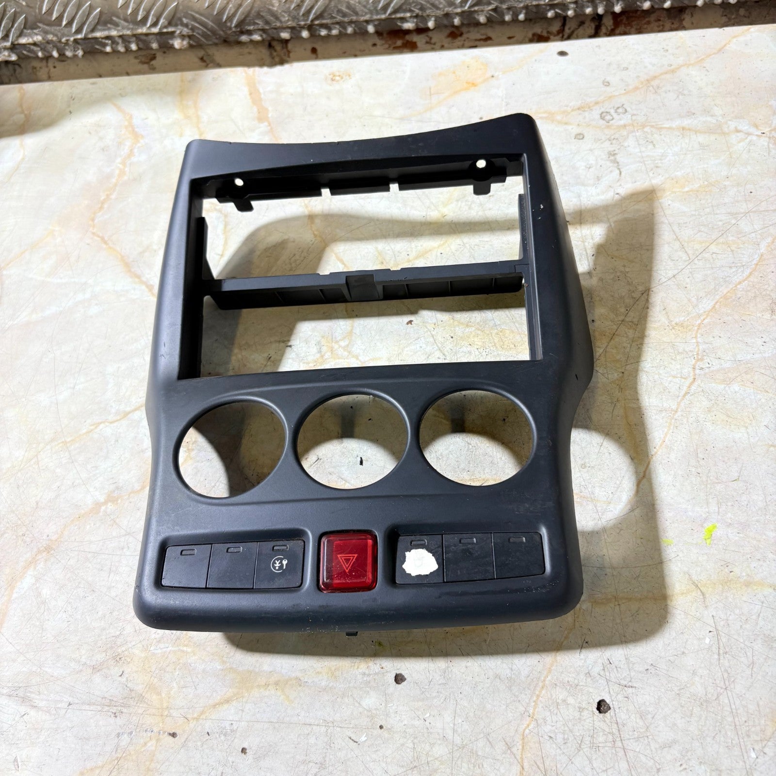 Citroen C3 Picasso 2008-2017 Radio Heater Control Surround Panel Trim 96825462