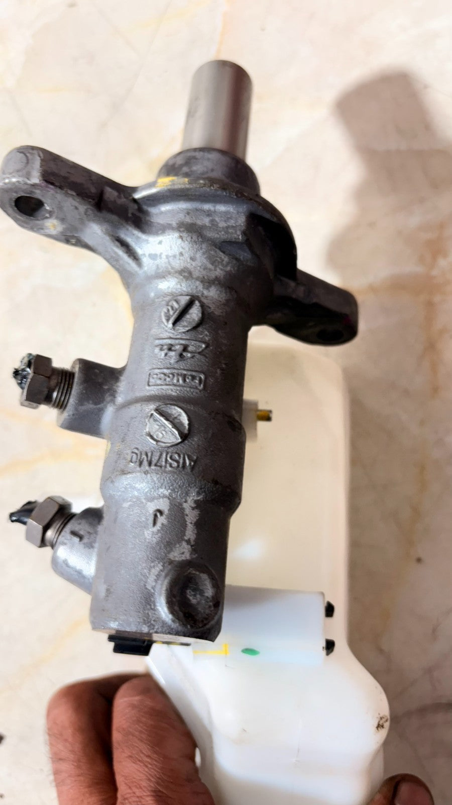 FORD ECOSPORT 2013-2017 1.0 ECOBOOST BRAKE MASTER CYLINDER 06735610081 2071495