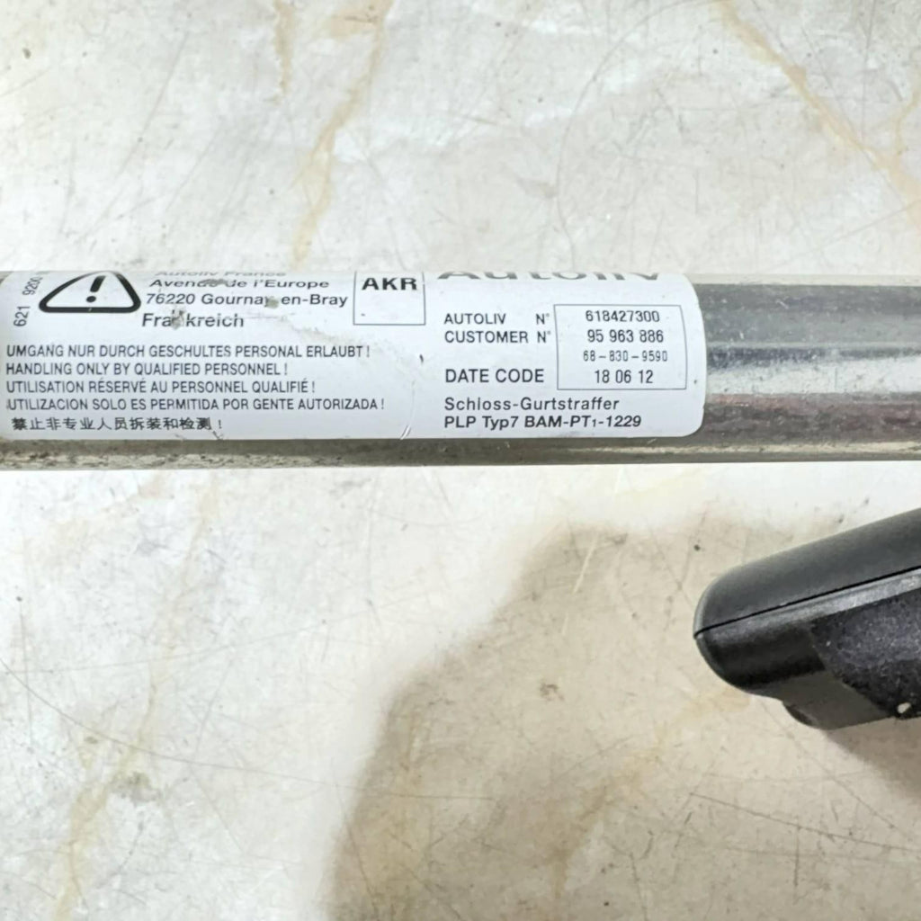 seatbeltlocktensioner Passenger front ChevroletAveoBeckengurtstraffer95963886NSF