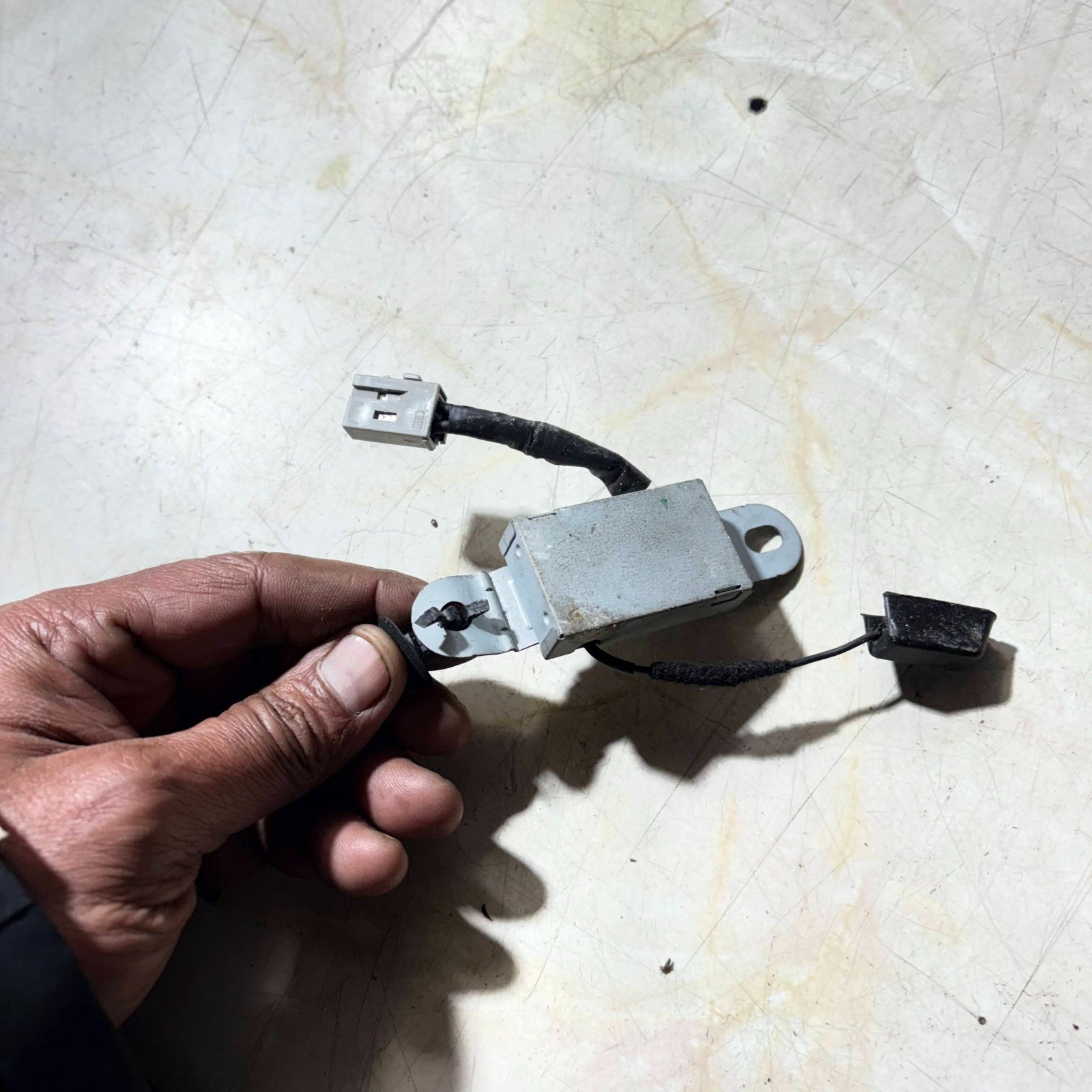 Mazda 6 GH 2008?2013 Aerial Antenna Amplifier GS1M-669N0