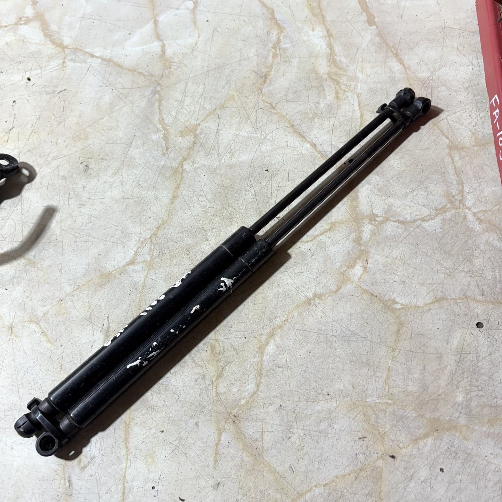 FORD KA MK2 2008-2016 EDGE TAILGATE GAS STRUTS PAIR 51794232 ODM
