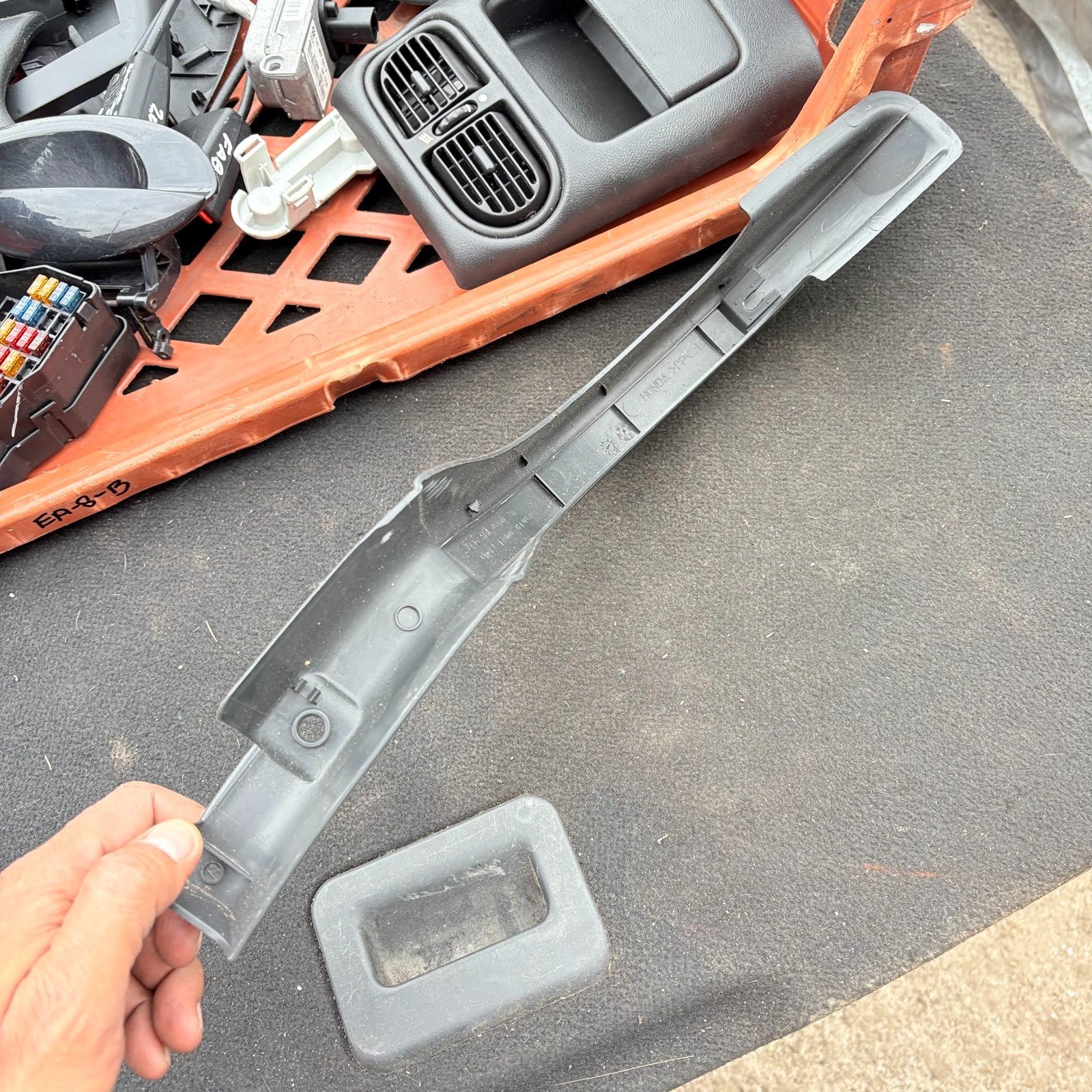Honda Accord 2005 Passenger Side Boot Hinge Cover 74896-SEA-0000