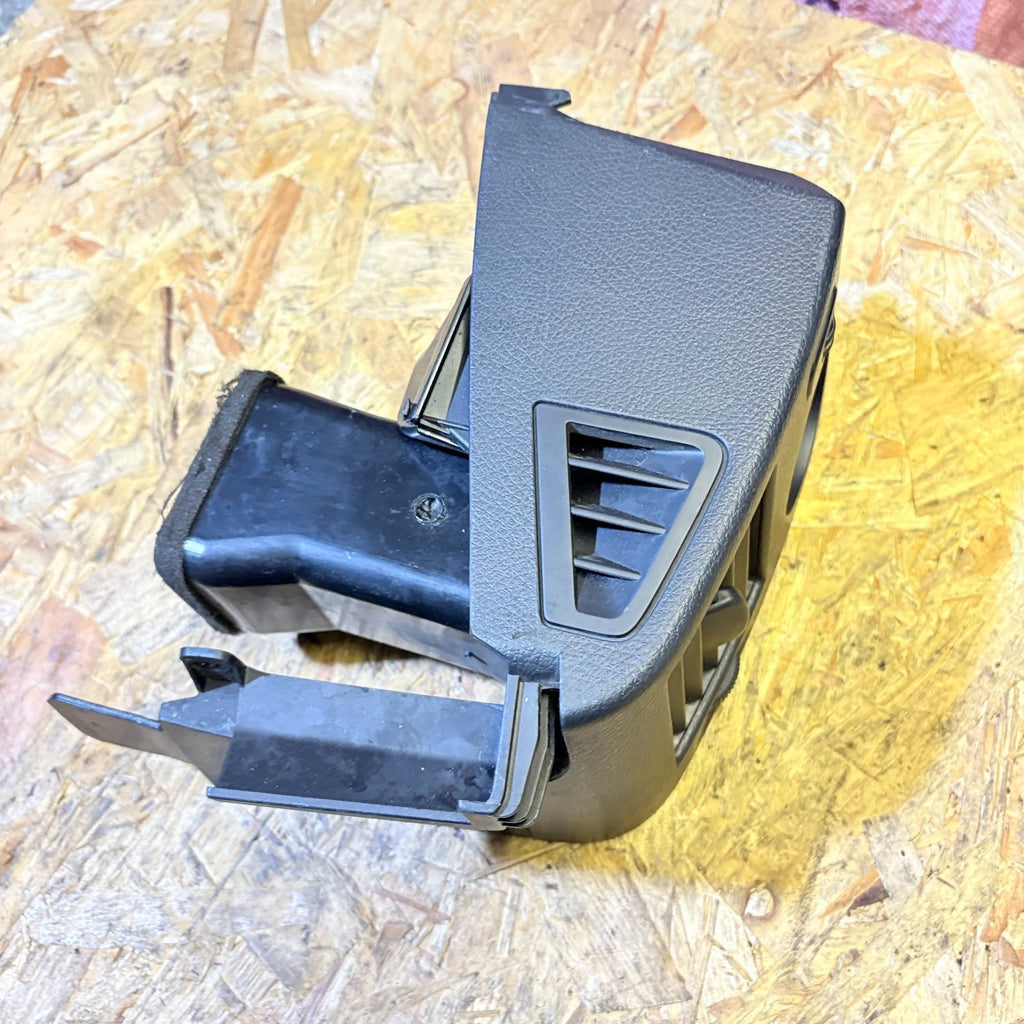 Mercedes-Benz Sprinter W906 2008 dashboard air vent driver right side DN14078R