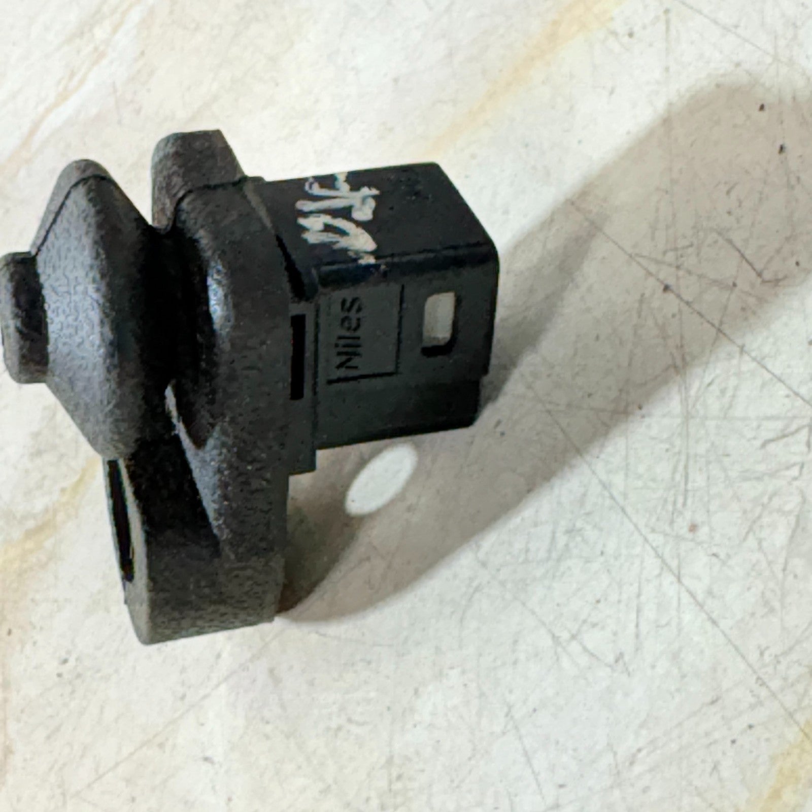 Nissan 370Z Z34 Roadster 2010-2019 RH Door Jamb Switch 7420E1 25360-AD000
