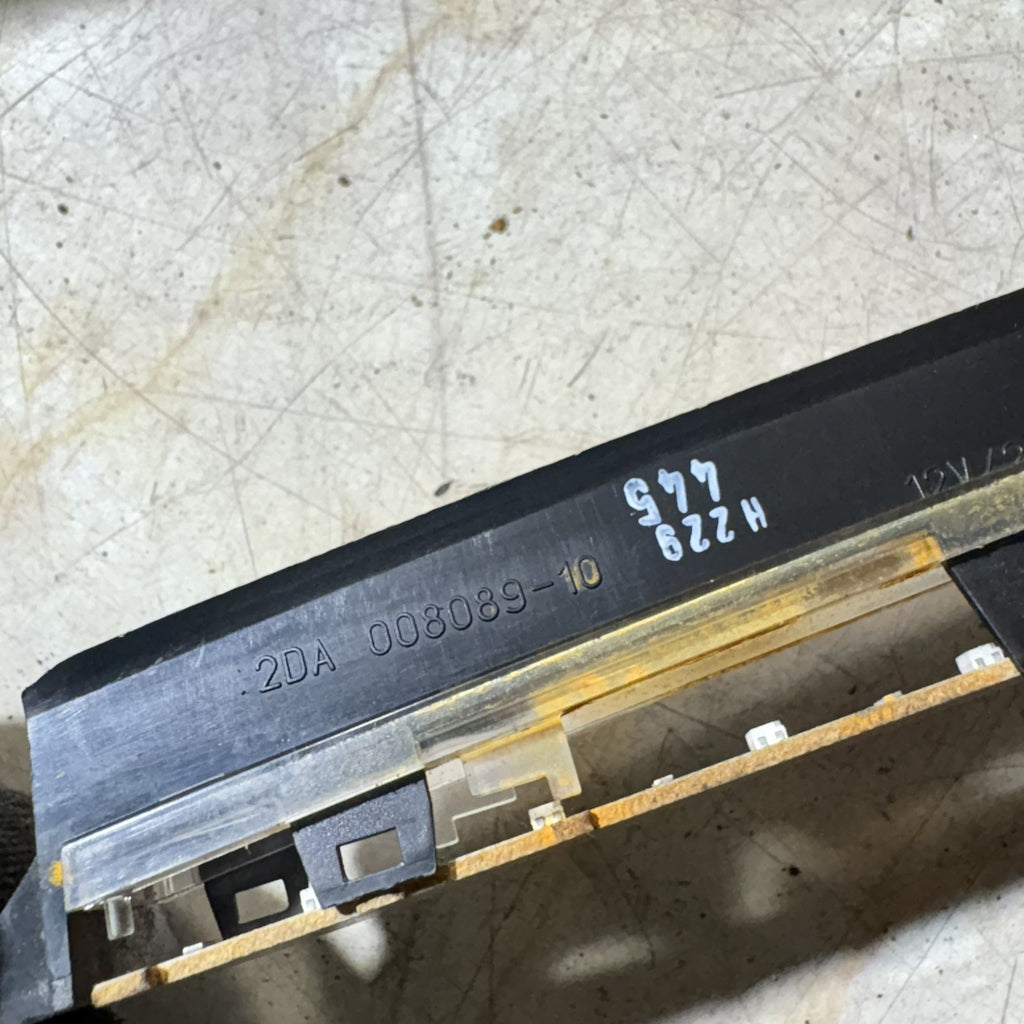 Mercedes-Benz C200 2006 Emergency Third Brake Light 00808910