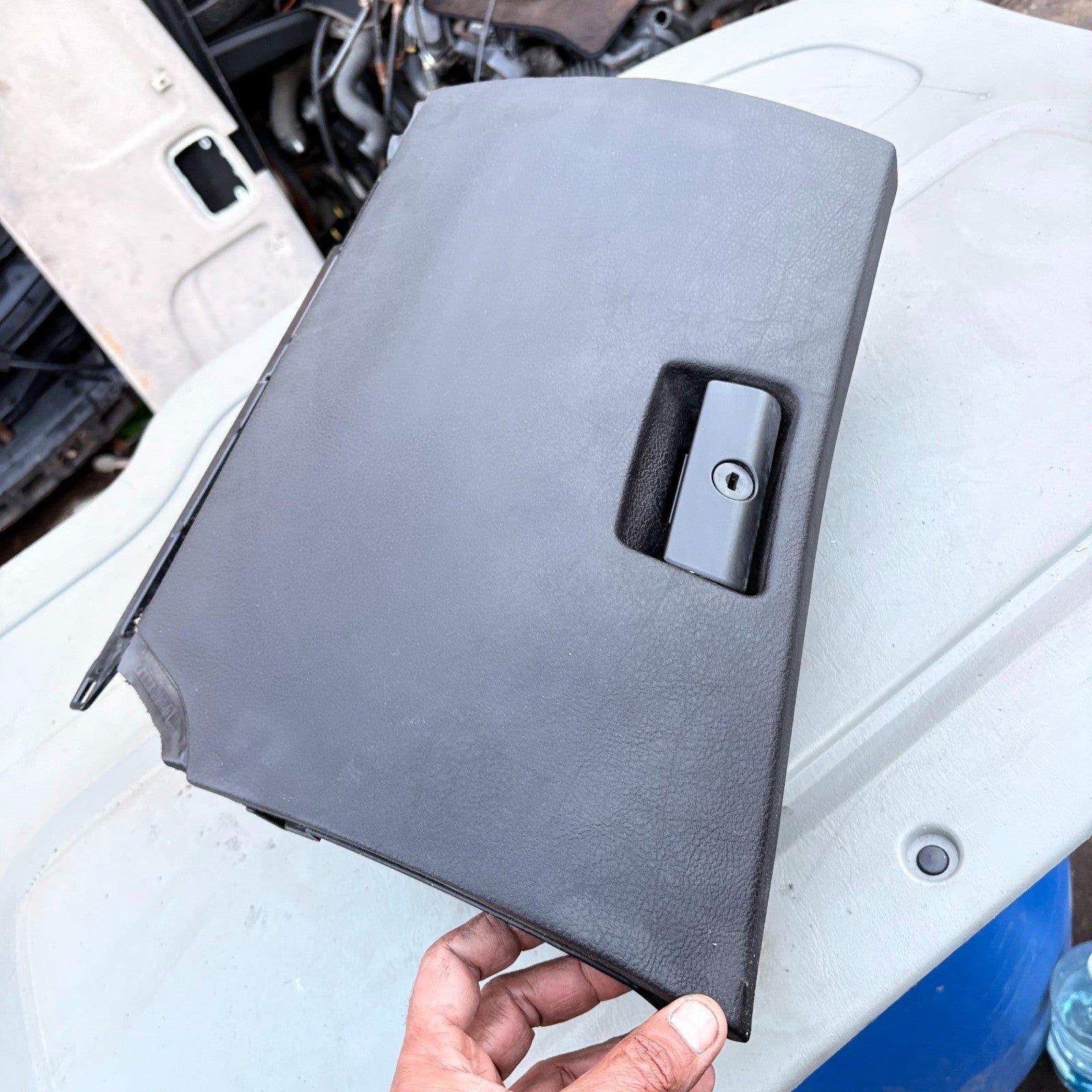 BMW X5 E53 Dashboard Glovebox Assembly Storage Compartment 824596908 00-03