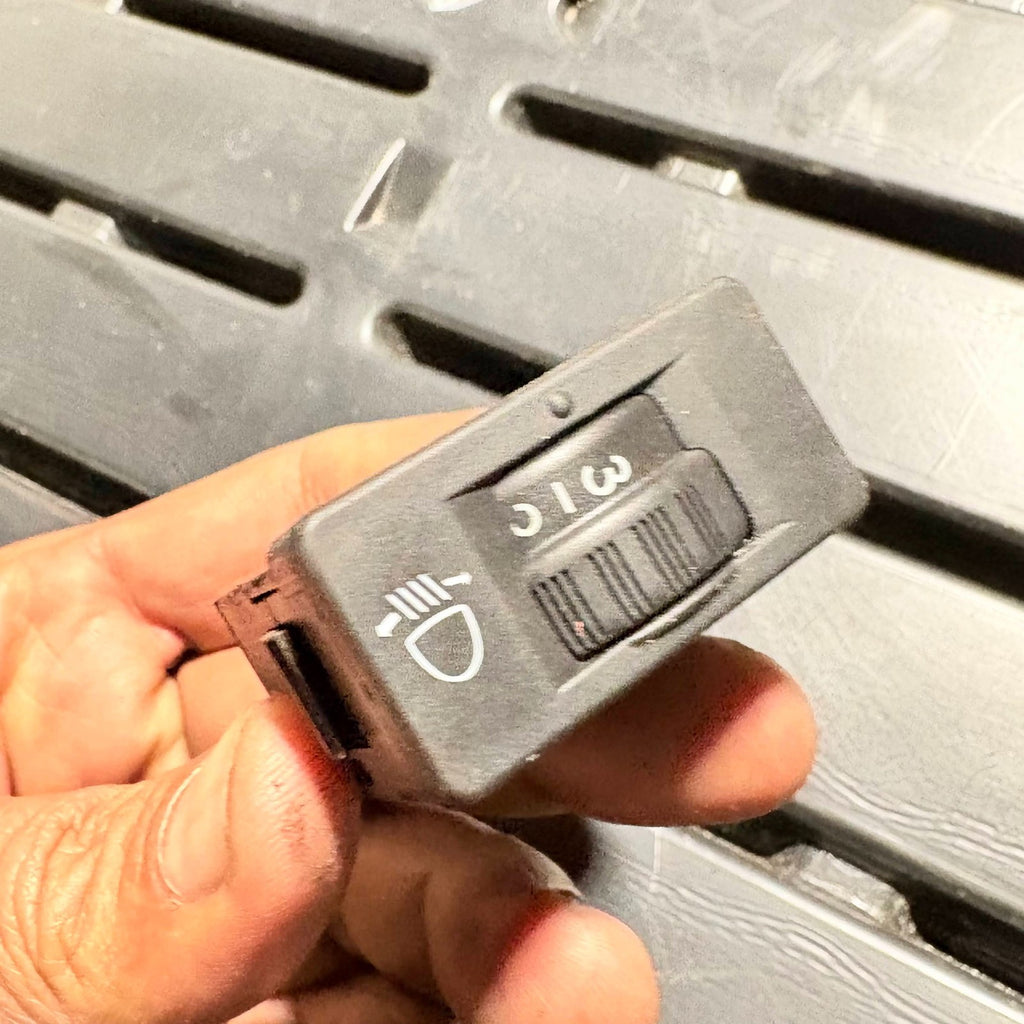 96384422XT CITROEN C3 PICASSO 2011 HEADLIGHT LEVEL ADJUSTMENT SWITCH