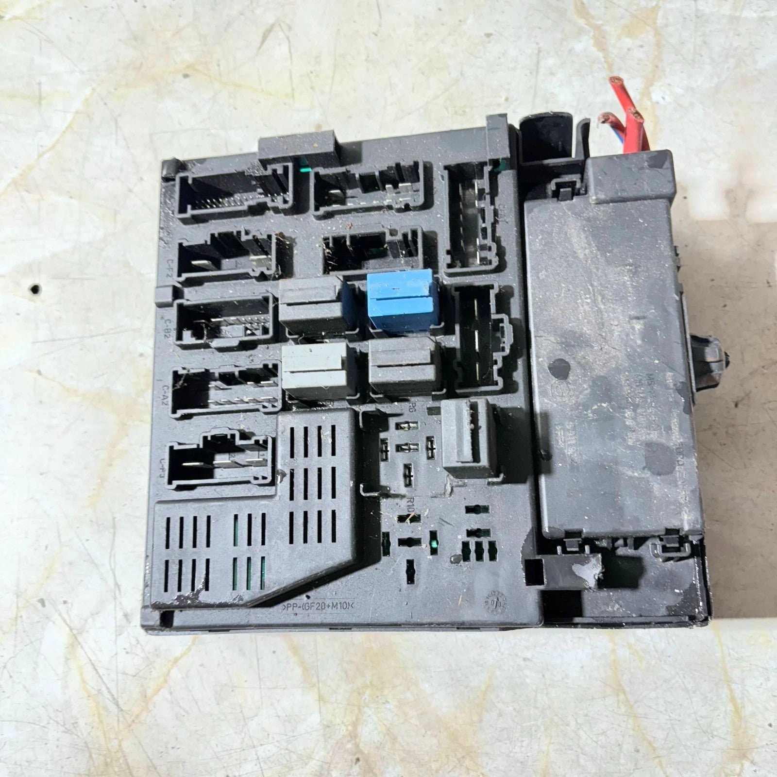 BMW Z4 E85/E86 Fuse Box Relay Junction Panel 8378113 (2003-2008)