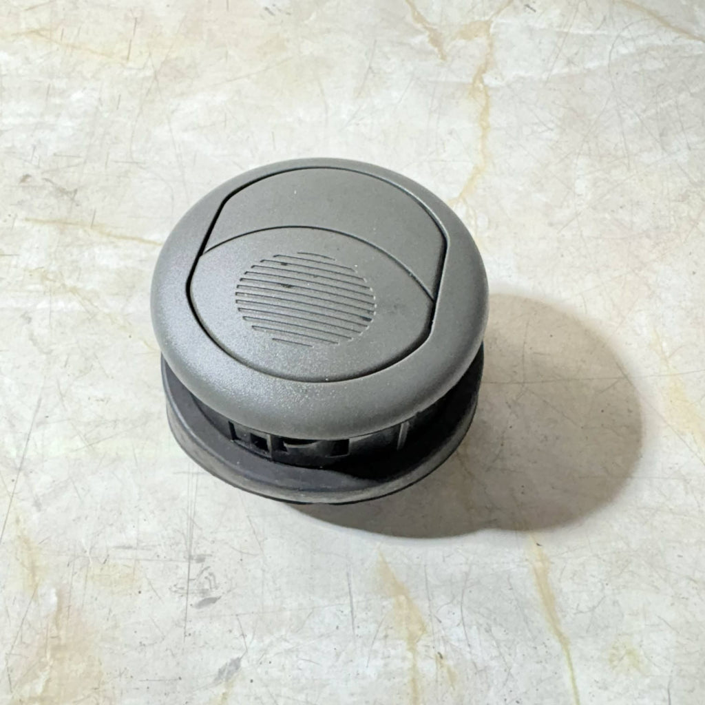 Fiat Punto MK2/Fiat Doblo DRIVER FRONT (2011) Air Vent 225363 OSF