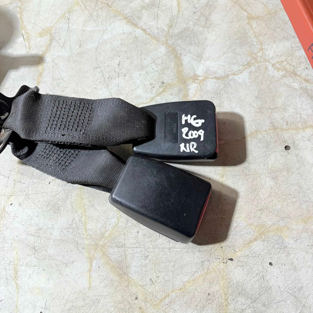 MG ZT 2004-2009 Left Passenger Side Rear Seat Belt Buckle Clip