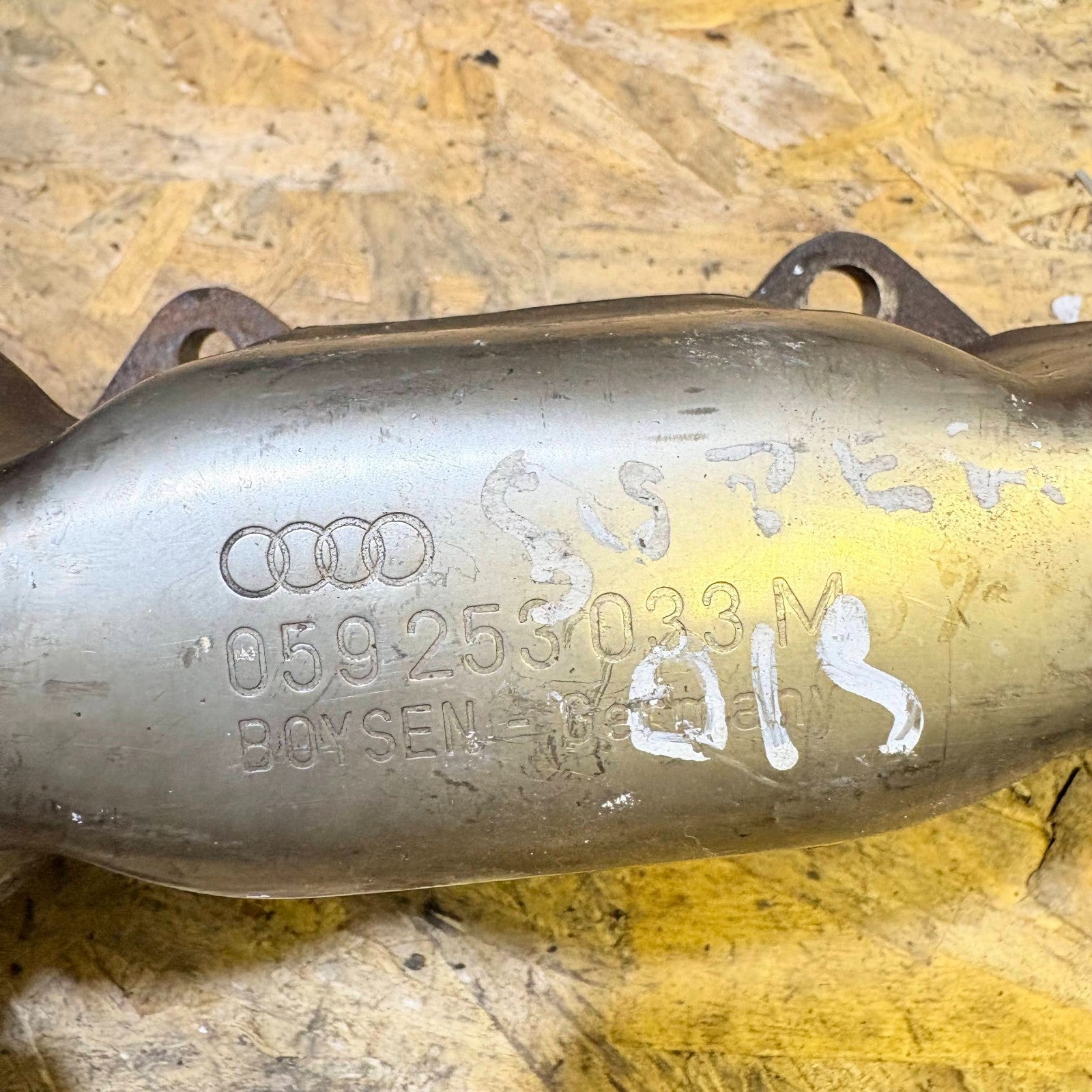 Skoda Superb 2001-2008 mk1 RIGHT SIDE EXHAUST MANIFOLD