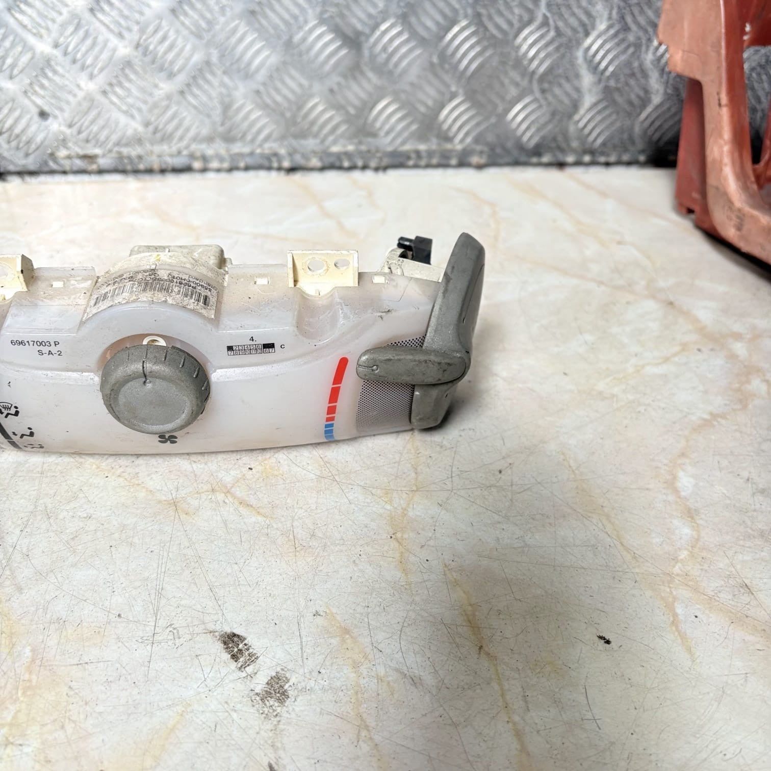 TOYOTA AYGO MK1 HEATER CONTROL PANEL DIALS 55900-0H010