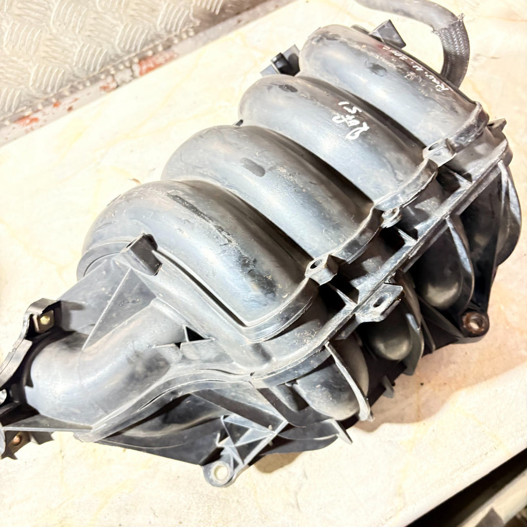 Toyota RAV4 Mk2 XA20 2.0 VVT-i 1AZ-FE Intake/Inlet Manifold 2000-2005