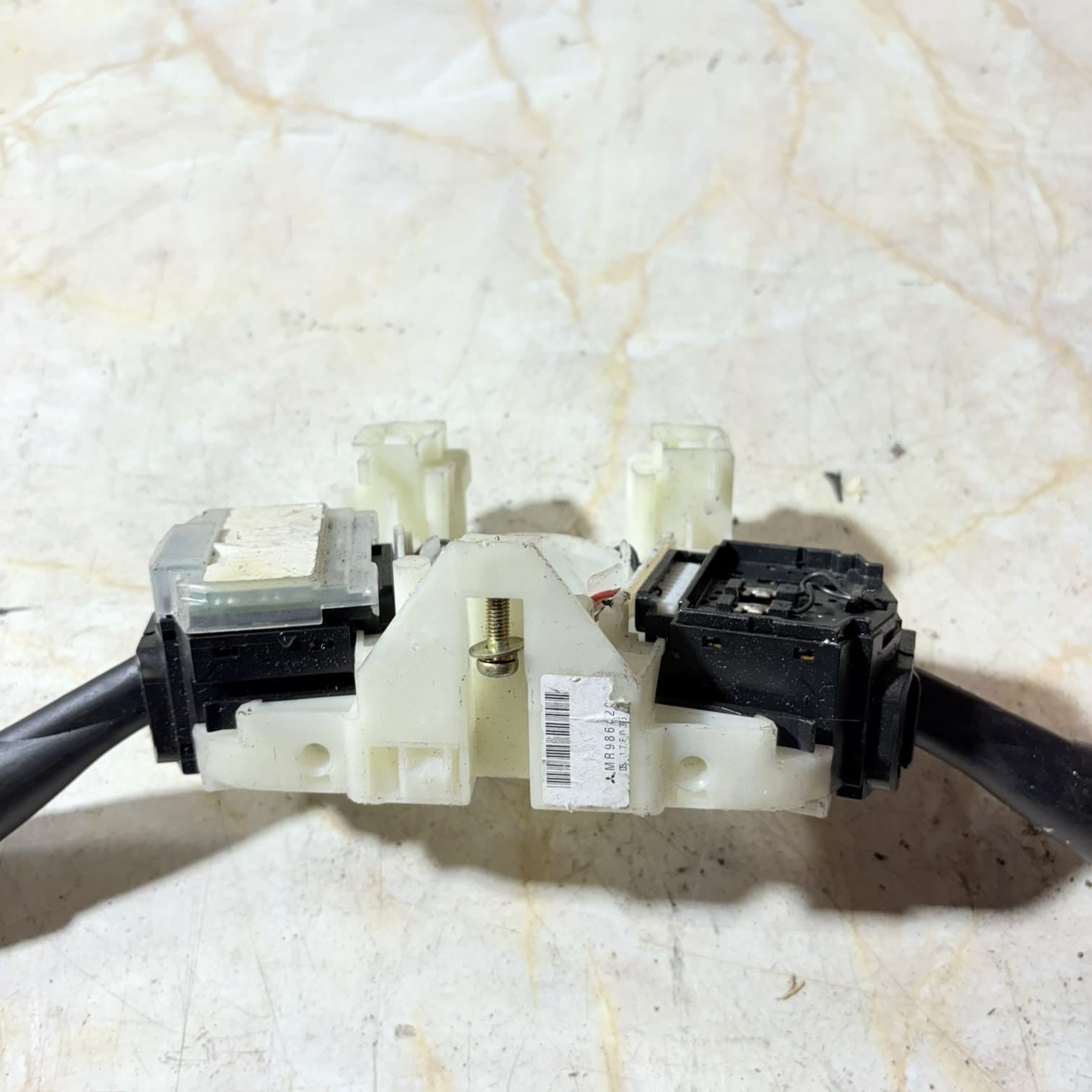 Mitsubishi Colt Wiper Stalks/Indicator Stalks/Squib-MR986420 2006