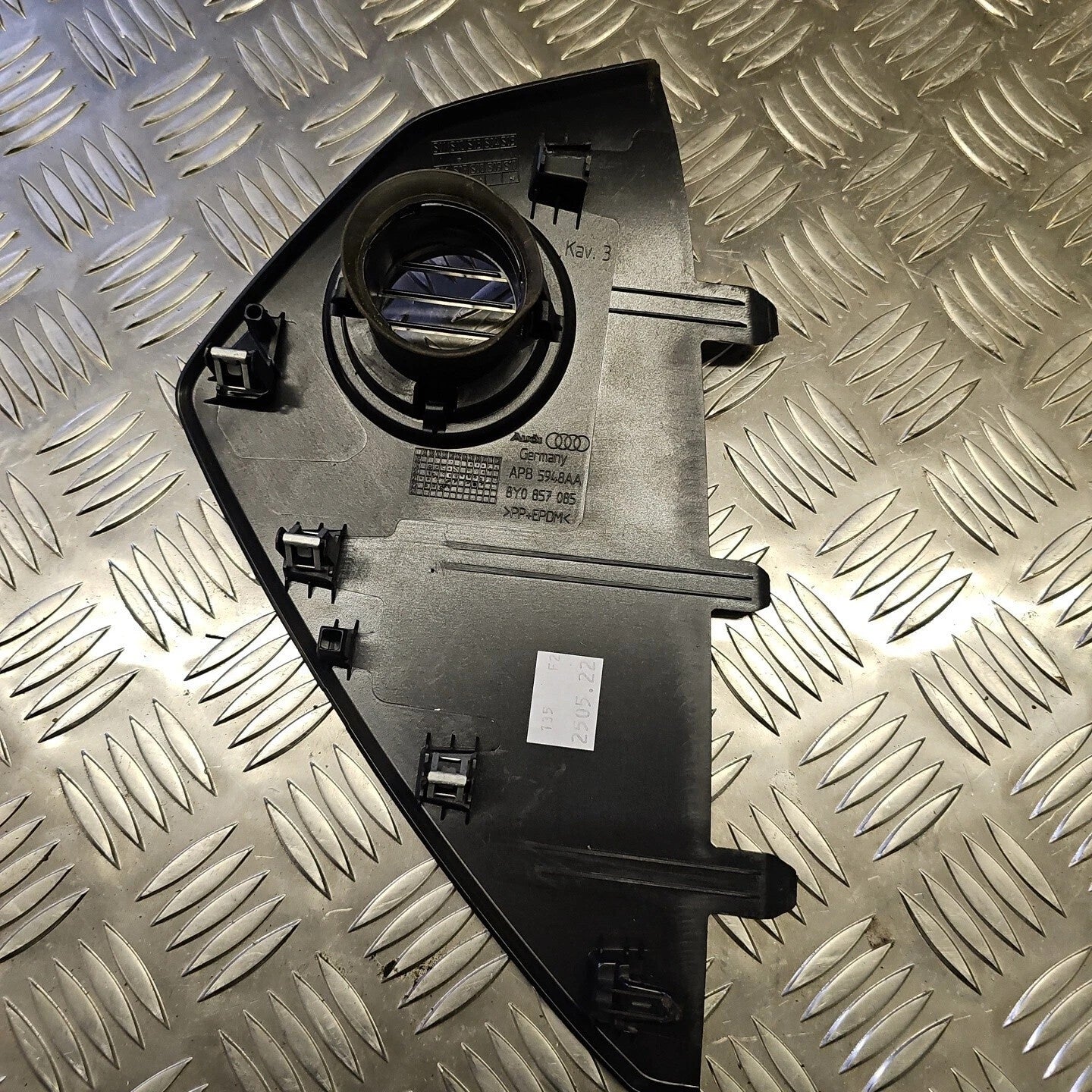 Audi A3 S3 RS3 8Y Sportback/Saloon Dash End Side Vent Left 2020-2024 8Y0857085