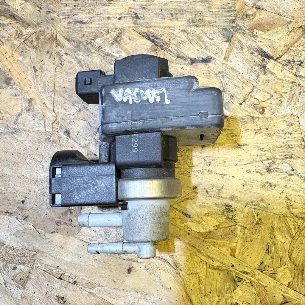 Kia Carens 2.0 CRDi 2006-2012 Turbo Boost Control Solenoid Valve 36611200