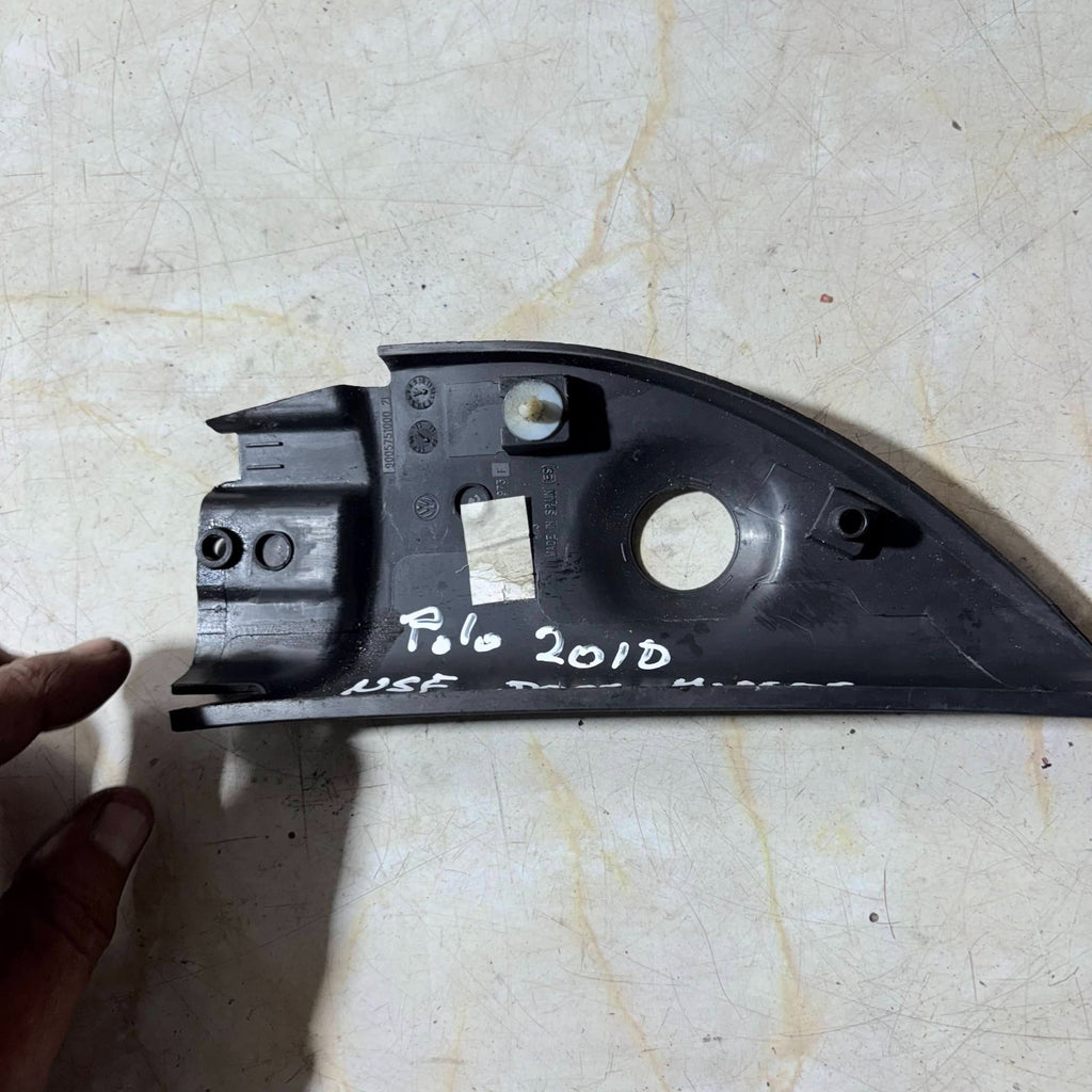 VW POLO 6R 2009-14 6C 2015-18 FRONT LEFT MANUAL MIRROR INNER TRIM 6R0837973F