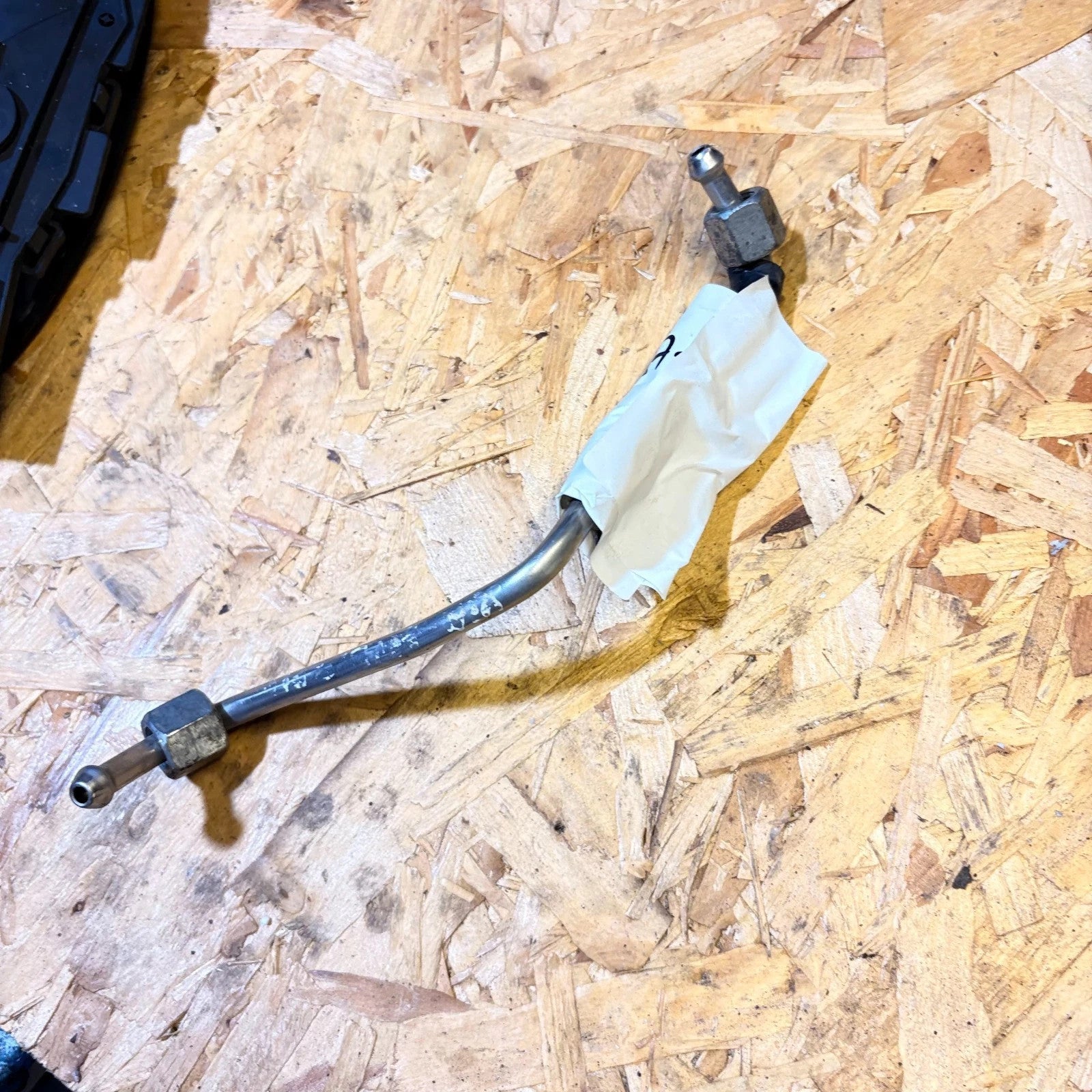 Kia Sportage SL MK3 2014 Fuel Pipe Fuel Line Engine Bay - Part