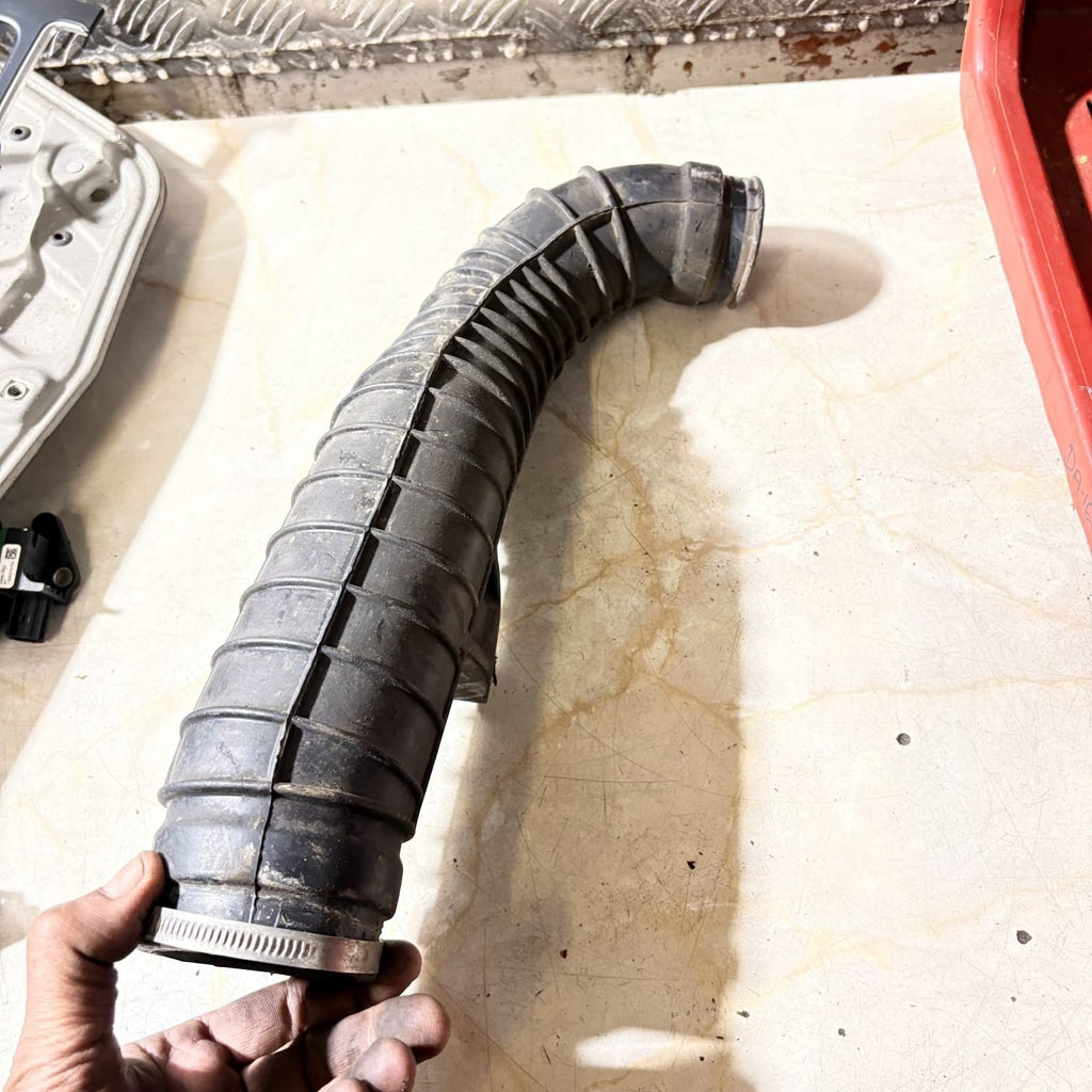 Mercedes Turbo Air Intercooler Intake Hose Pipe W638 Vito 110 112 CDI V220