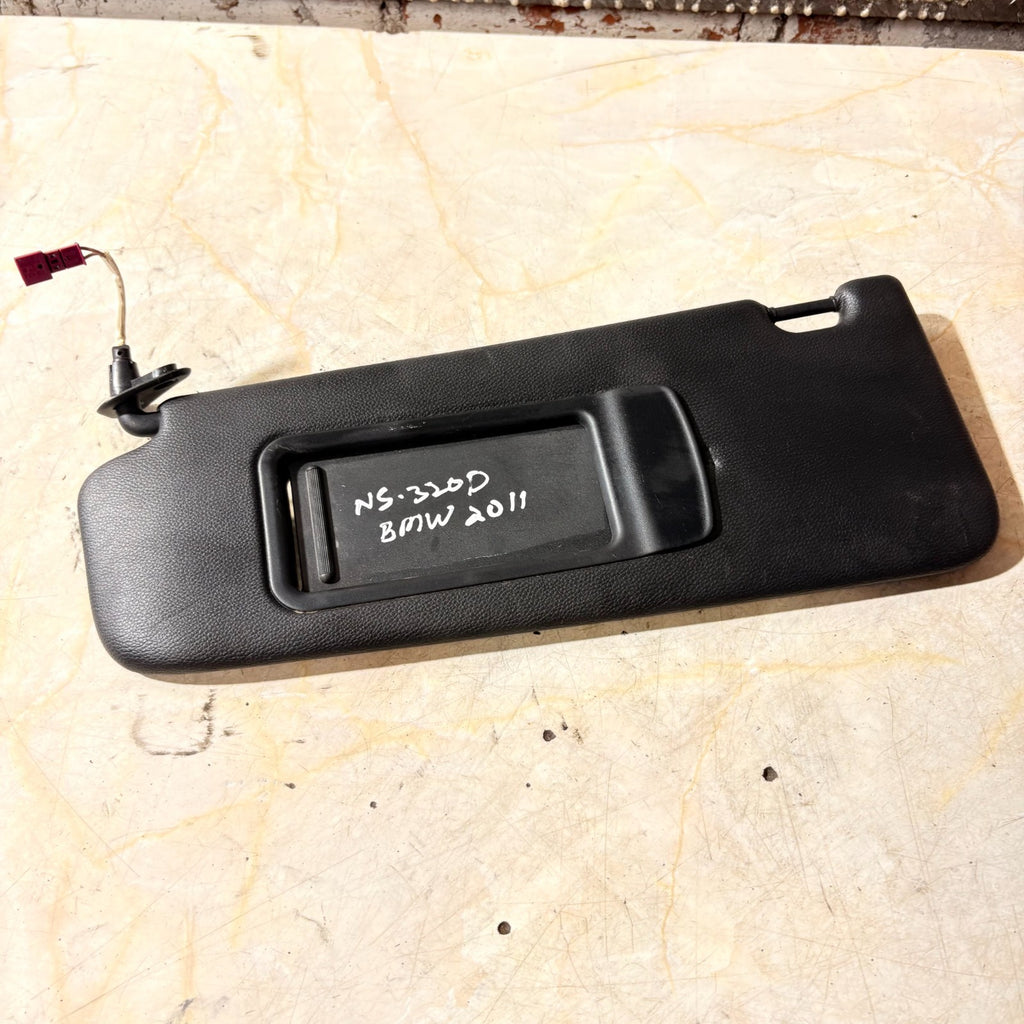 Sun Visor BMW E90 With Mirror Illuminated Left N/S Black 7139445