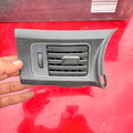 2015 Nissan Pulsar Driver Right Side Dashboard Ventilation Grille 88761 3ZPOA