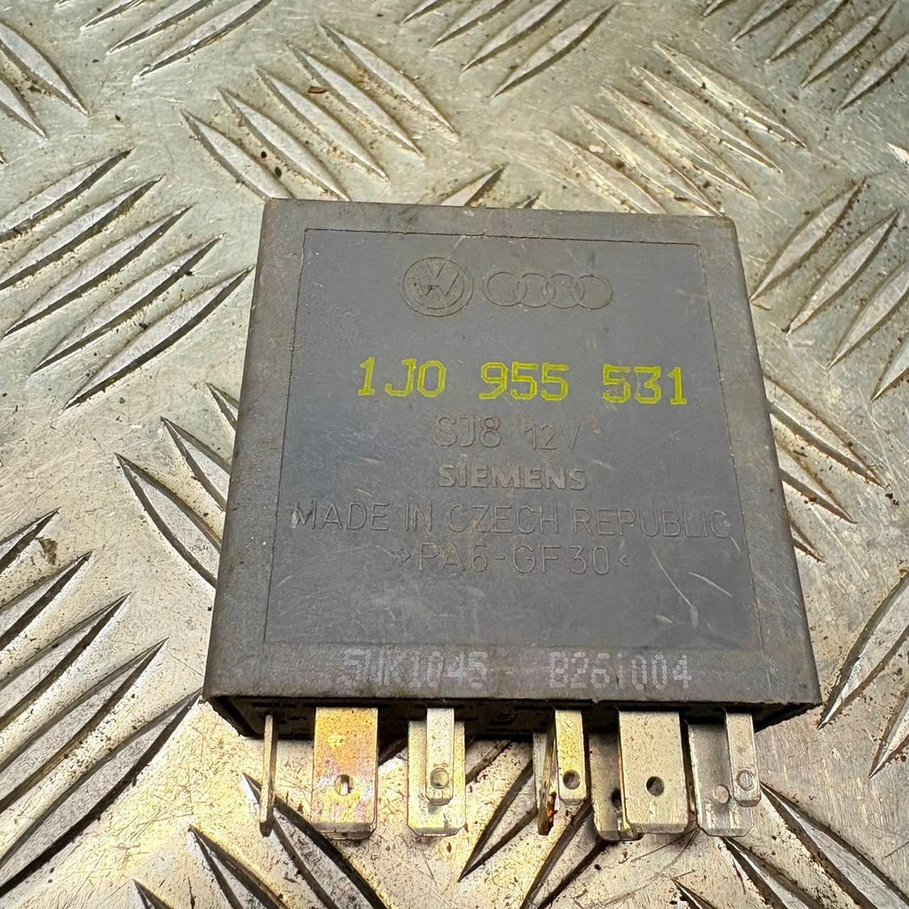 VW Beetle 98-10 Golf Mk4 00-06 Jetta/Bora 99-05 Passat B5 98-05 Wiper Relay #192